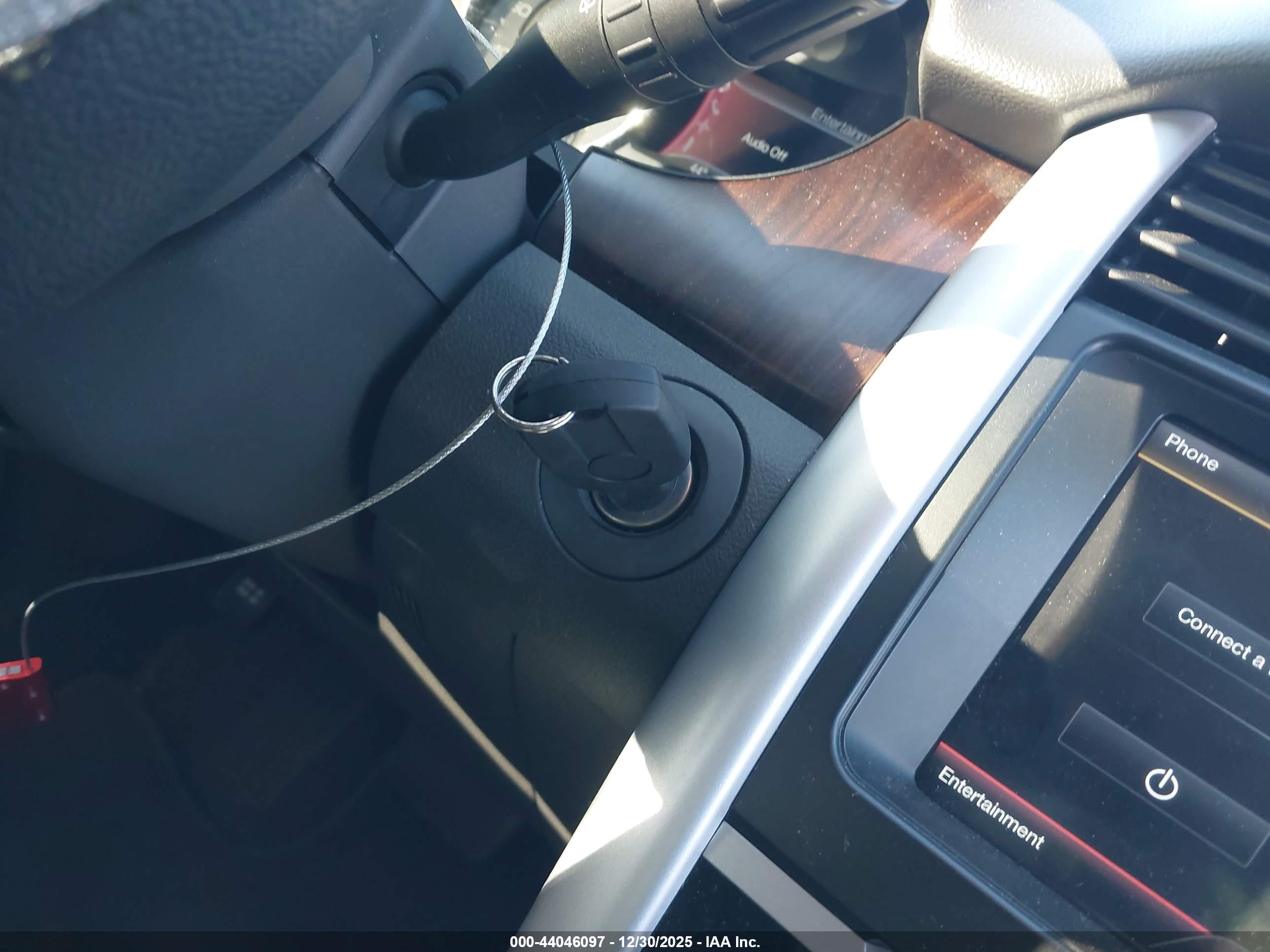 FORD EDGE image 11