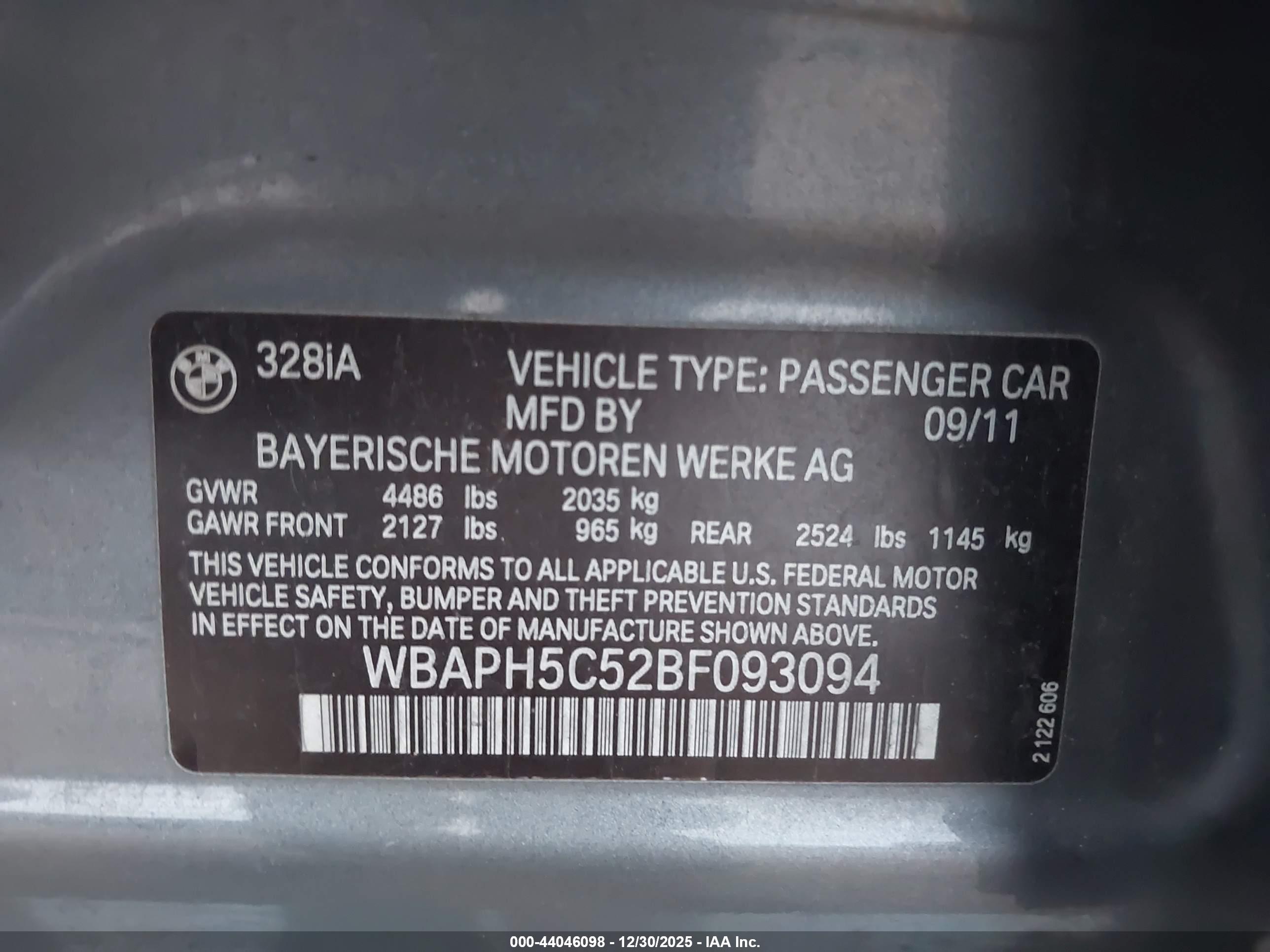 BMW 328I image 9