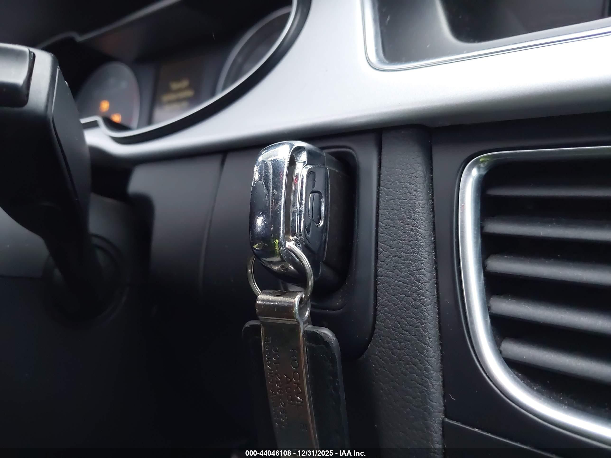 AUDI S4 image 11