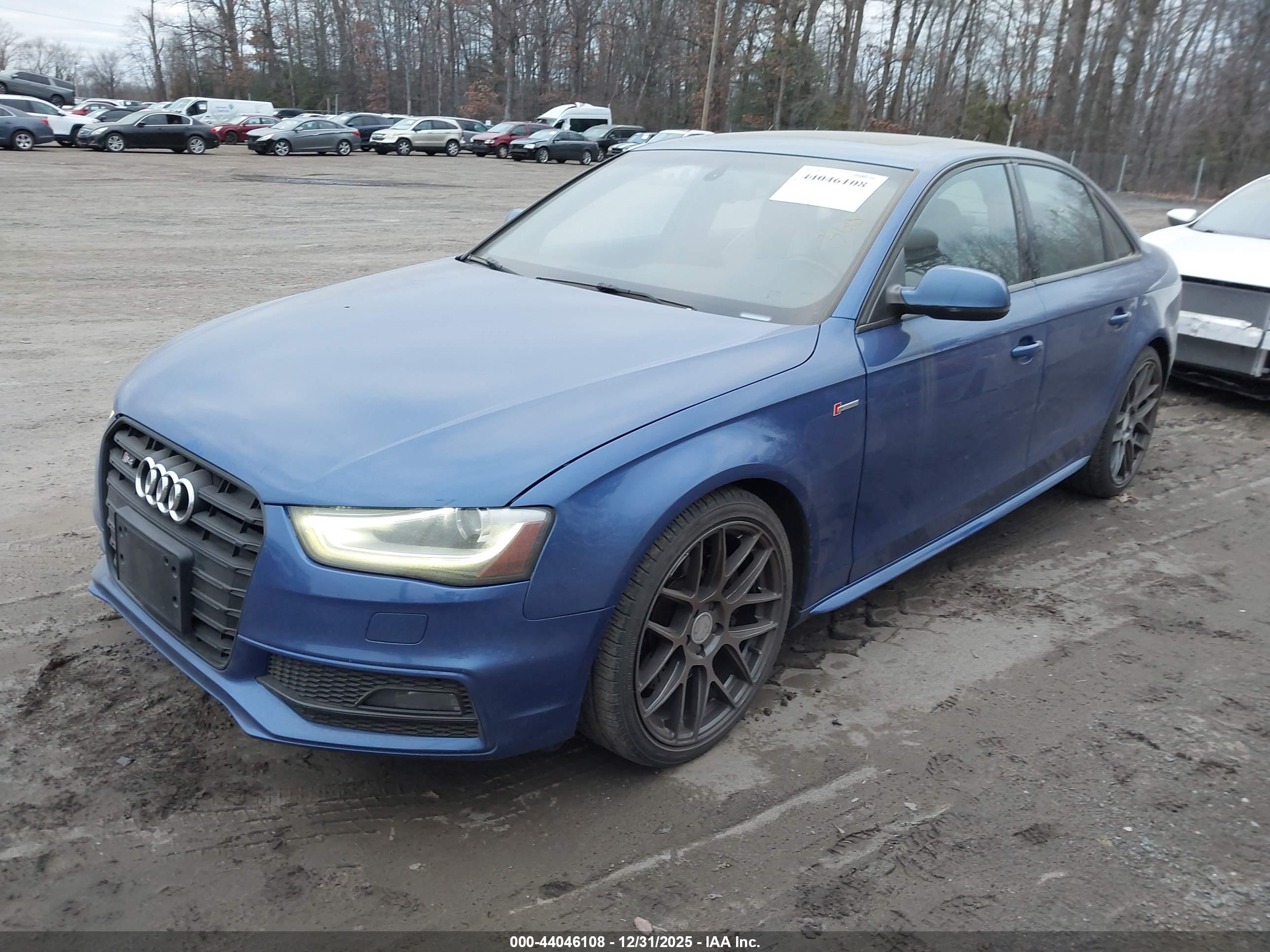 AUDI S4 image 2