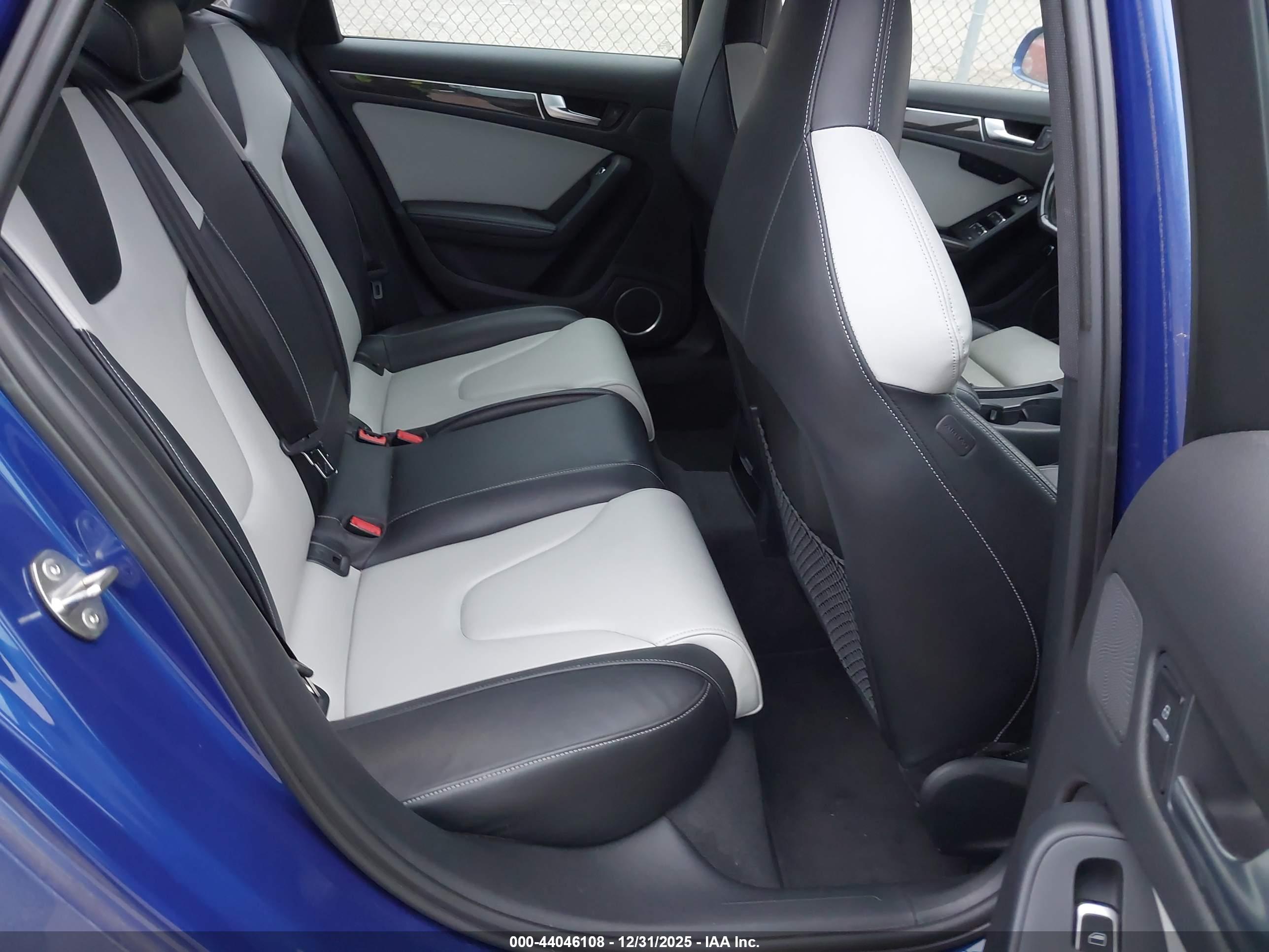 AUDI S4 image 8