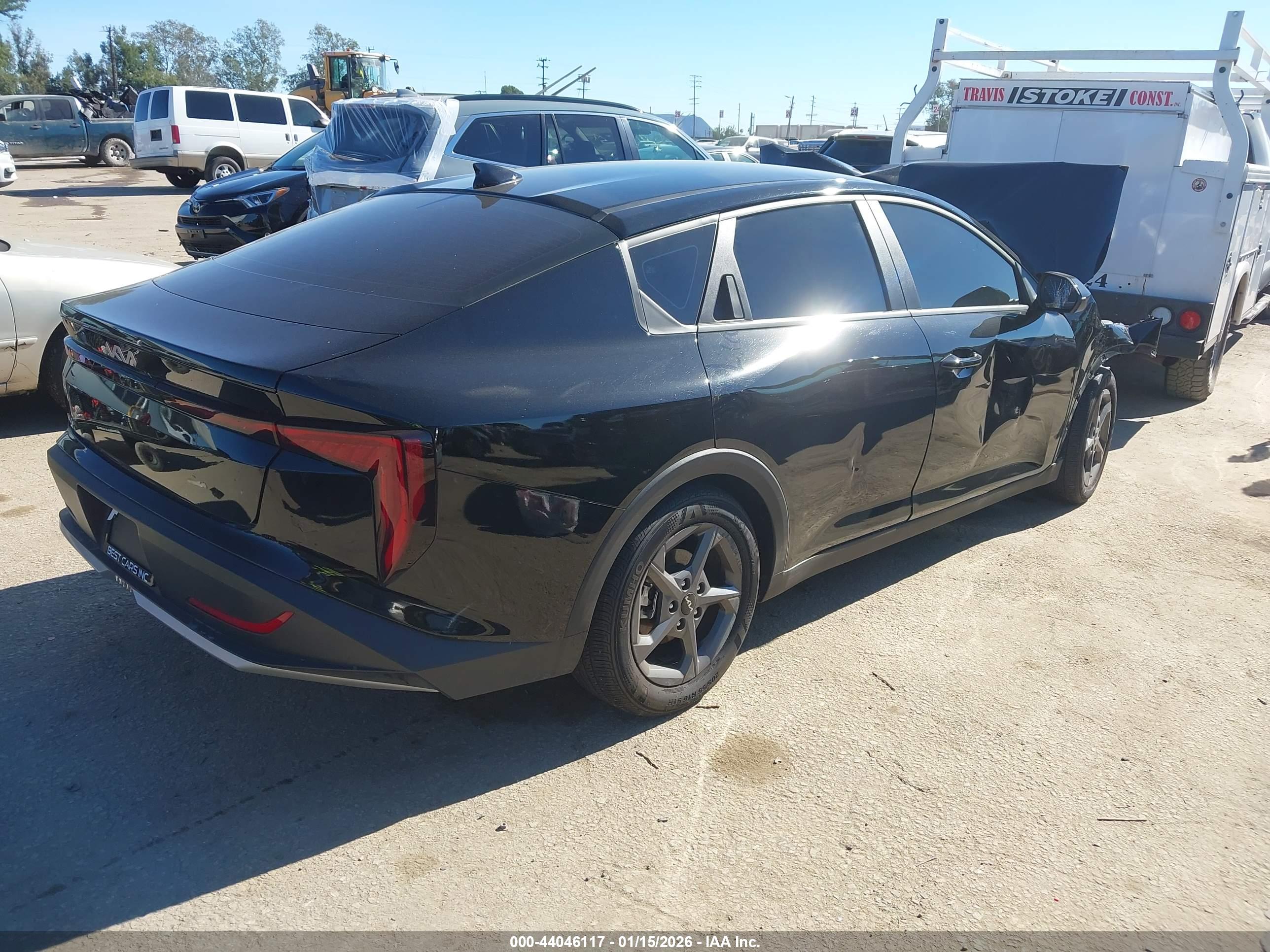 KIA K4 image 4