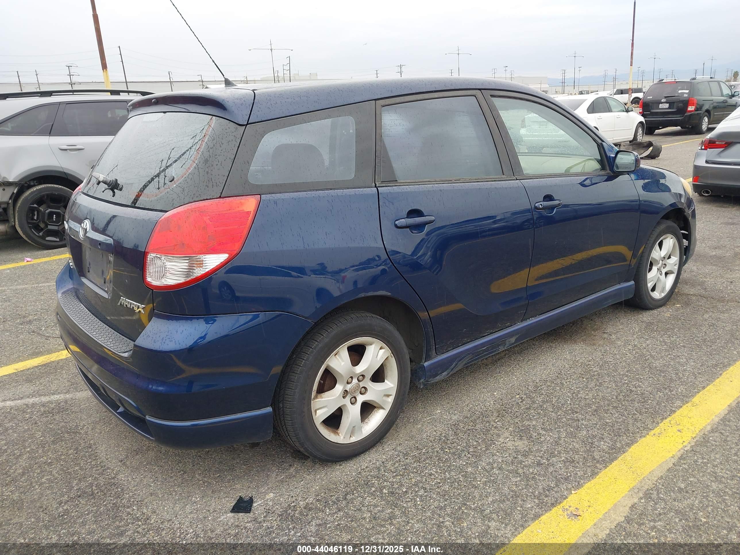 TOYOTA MATRIX image 4
