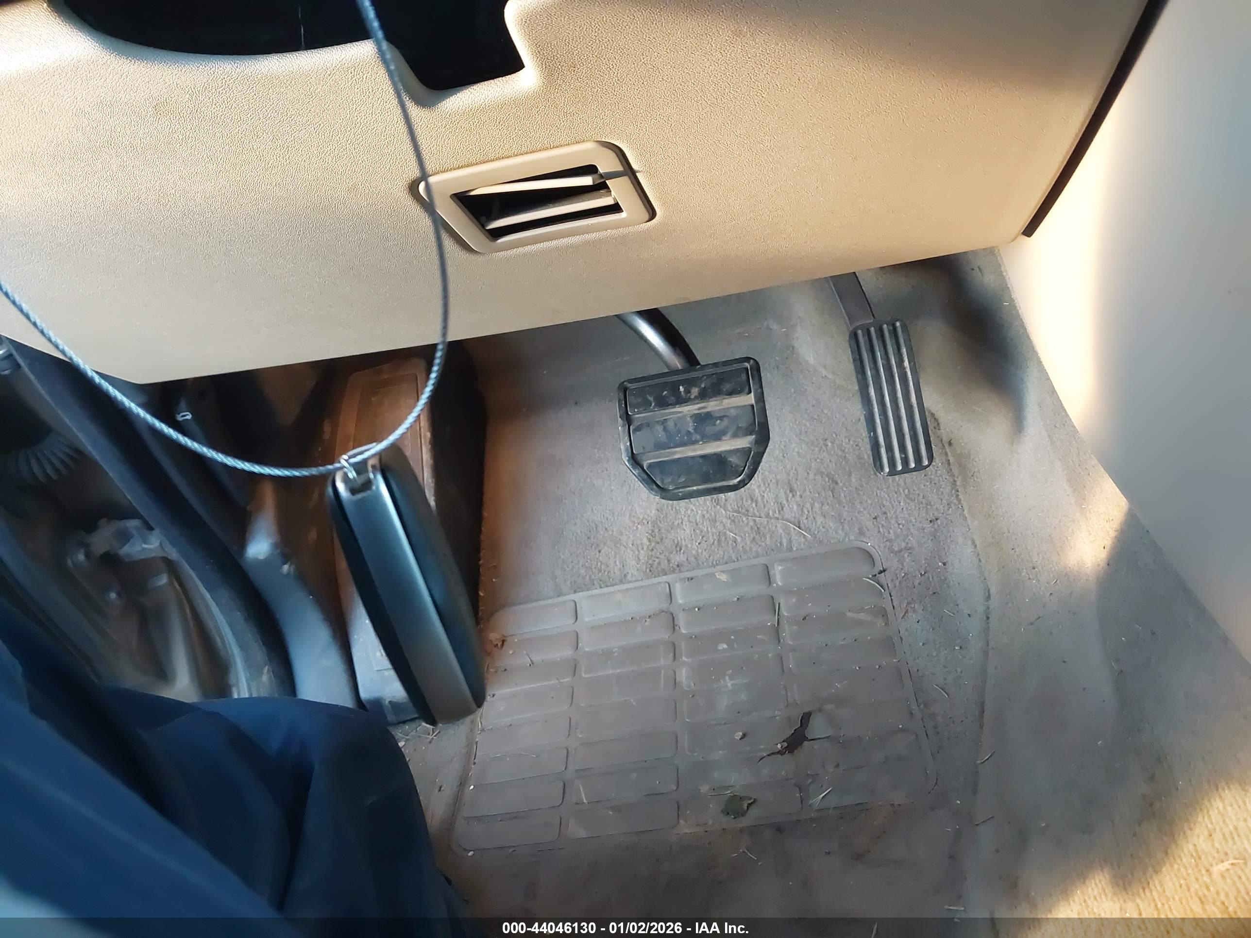LAND ROVER image 11