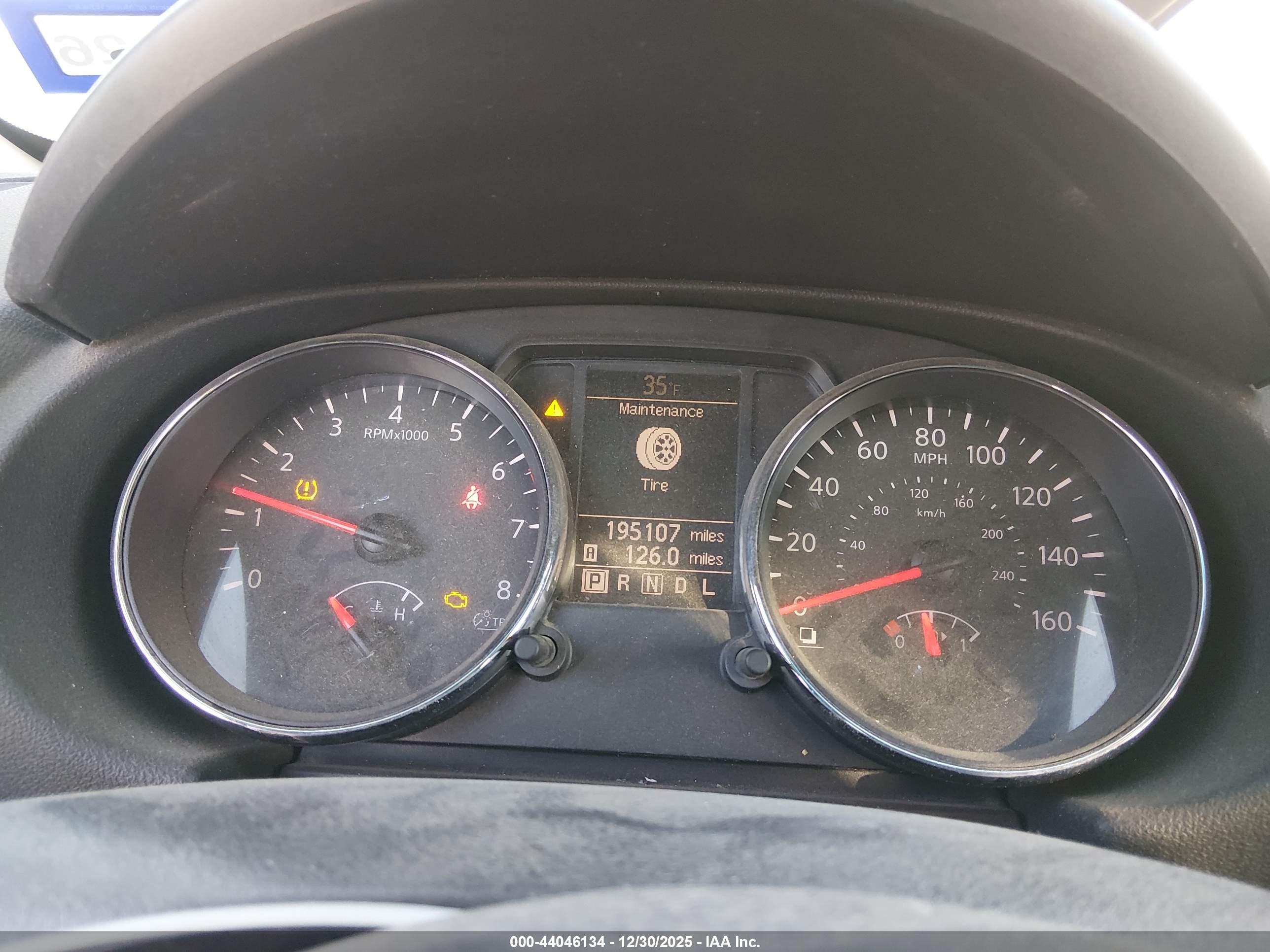 NISSAN ROGUE image 7