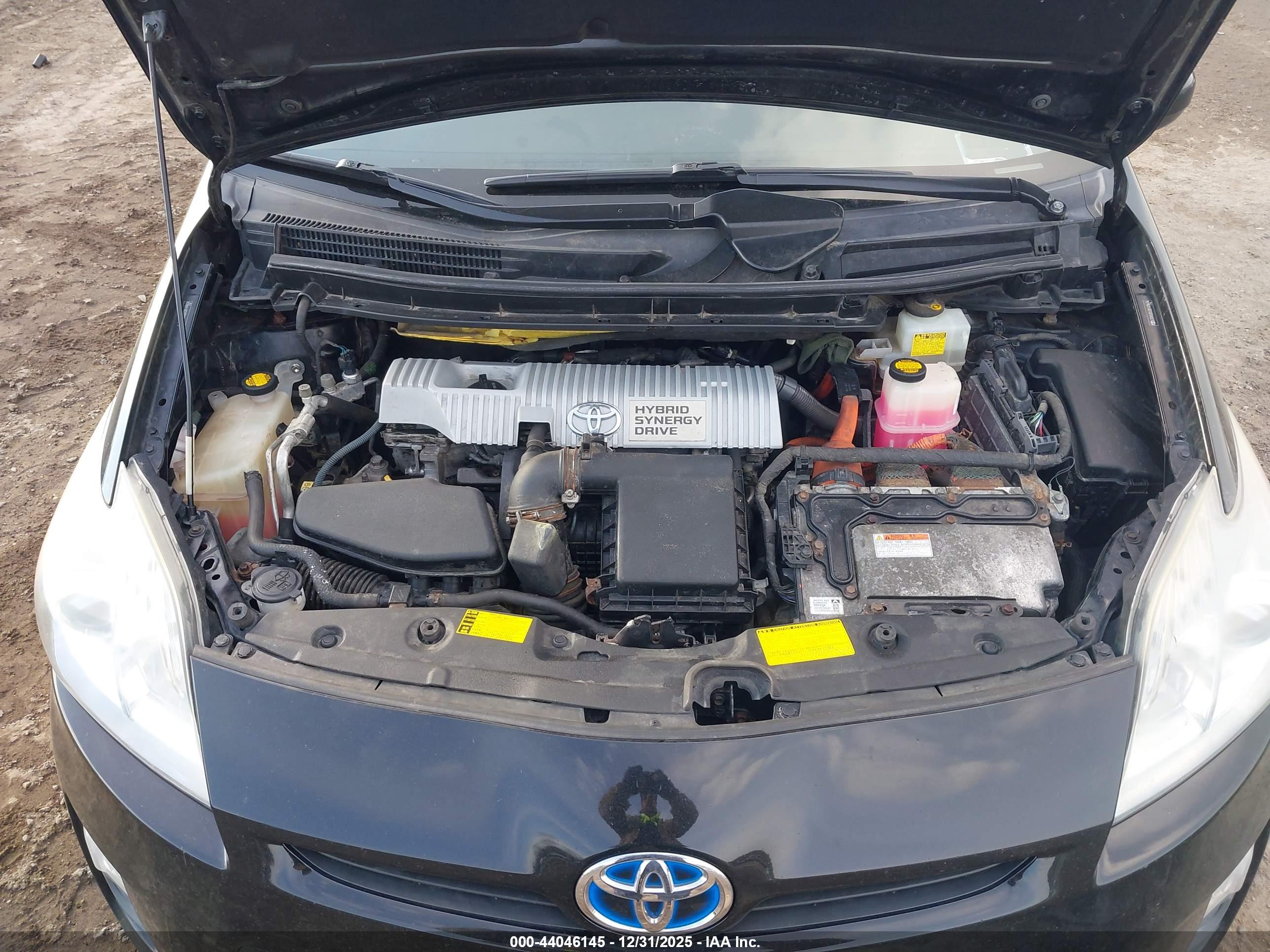 TOYOTA PRIUS image 10