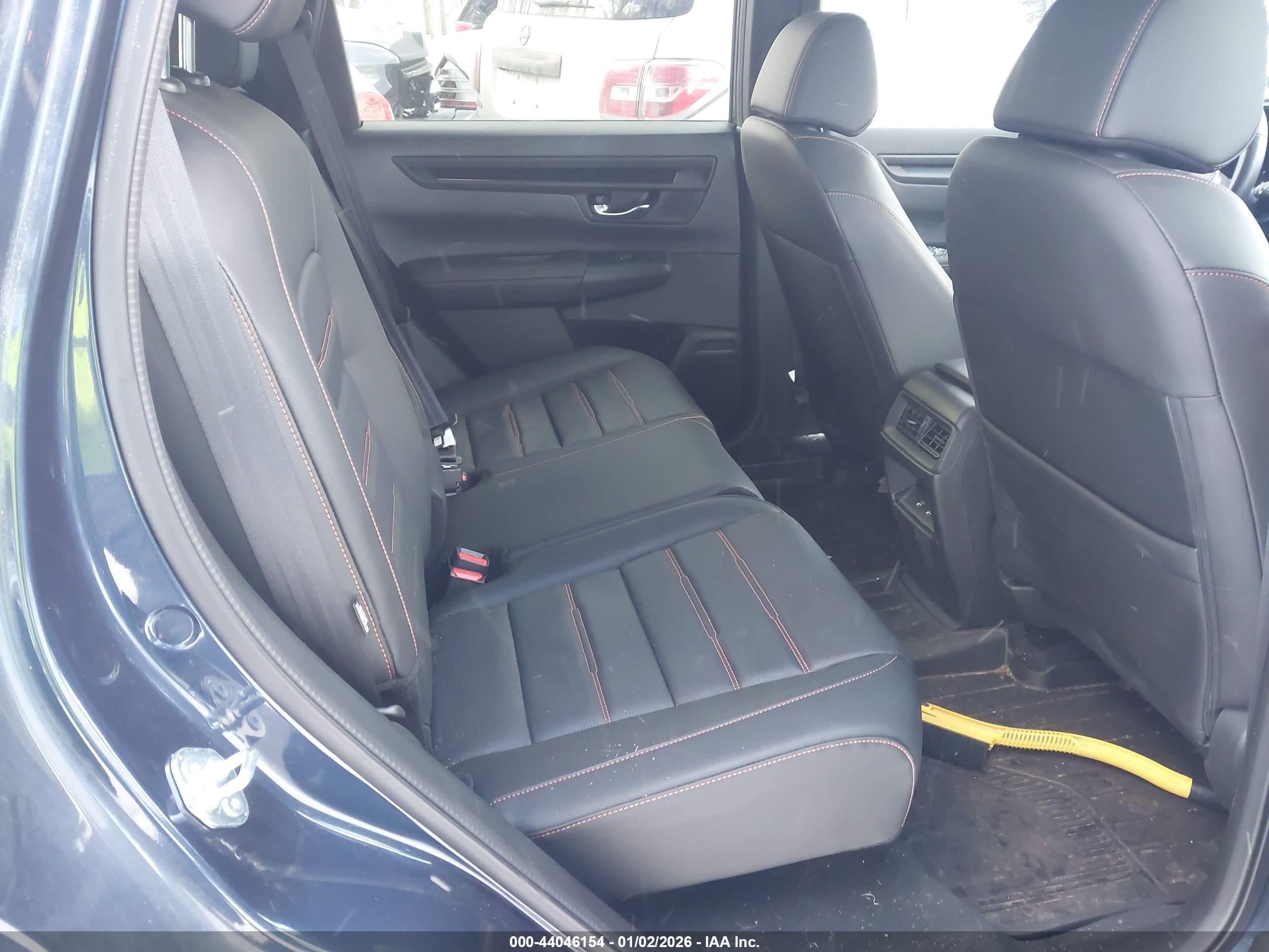 HONDA CR-V image 8