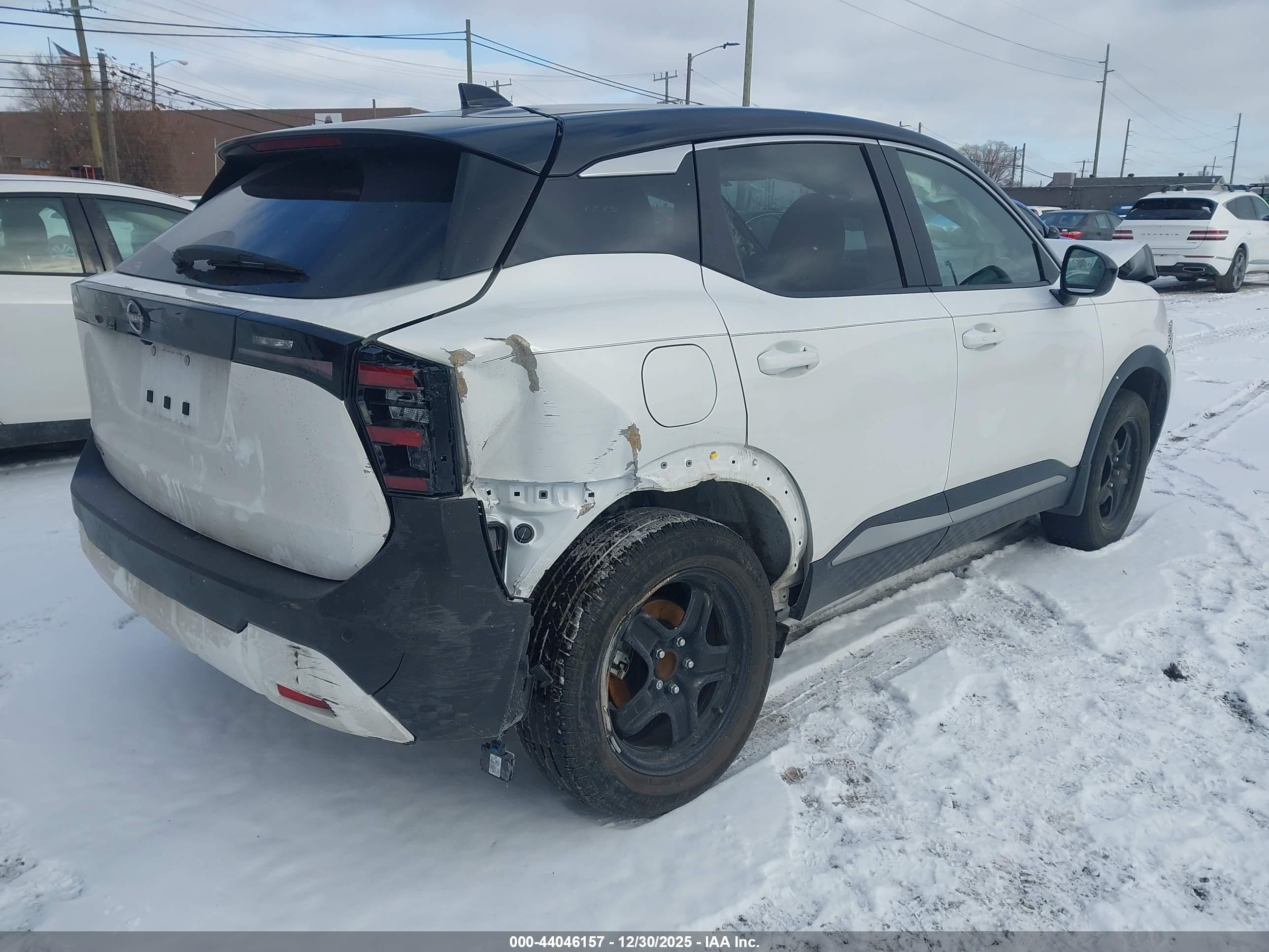 NISSAN KICKS image 4