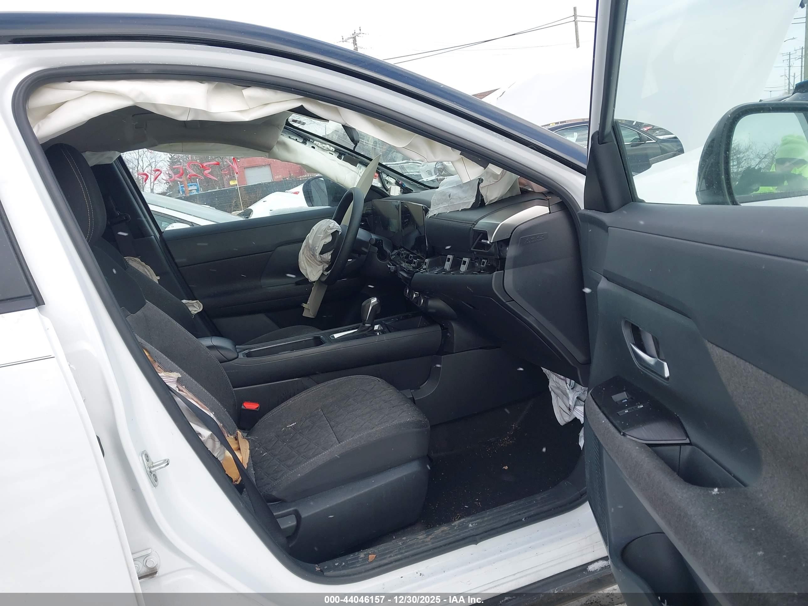 NISSAN KICKS image 5