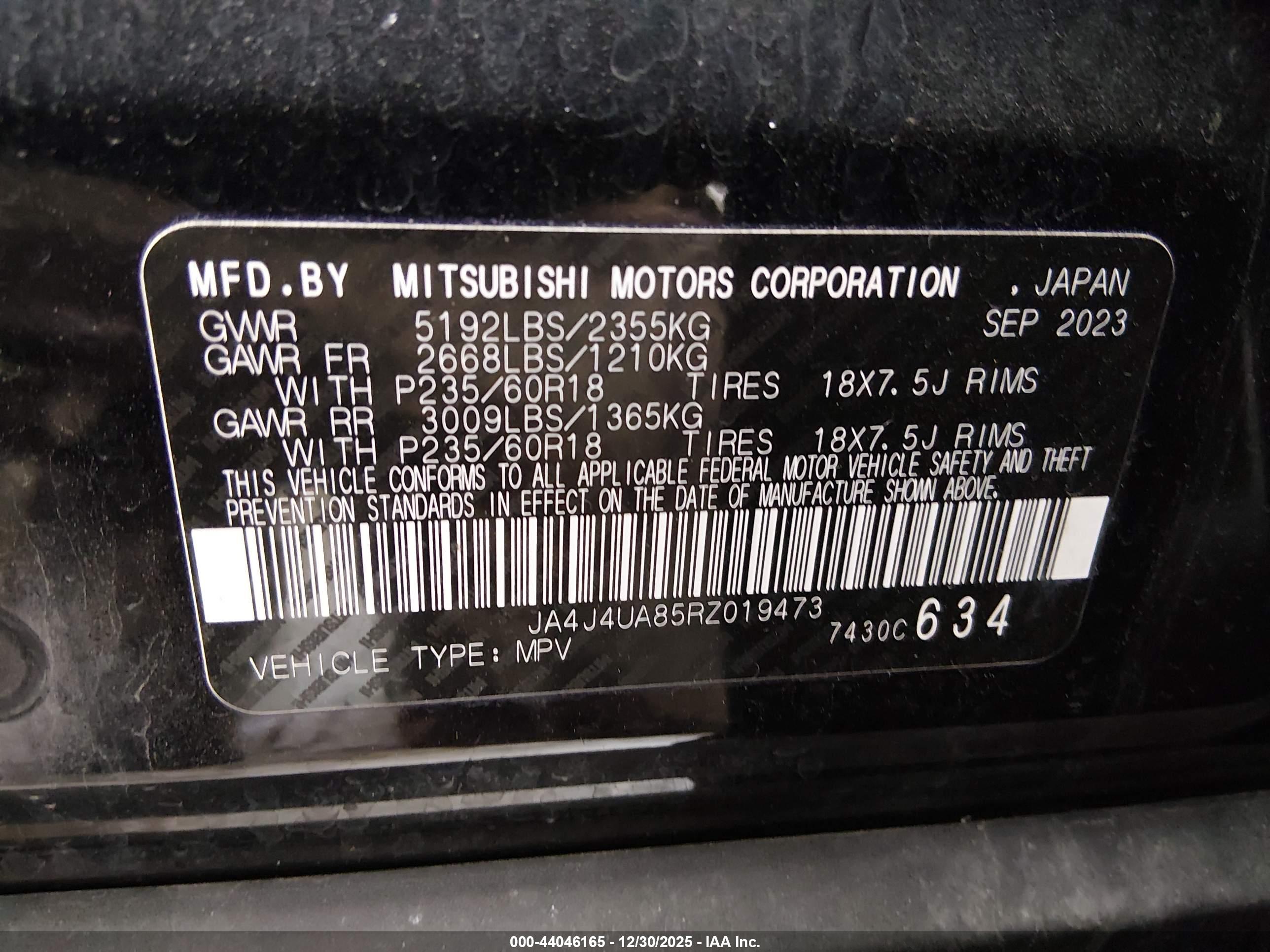 MITSUBISHI OUTLANDER image 9