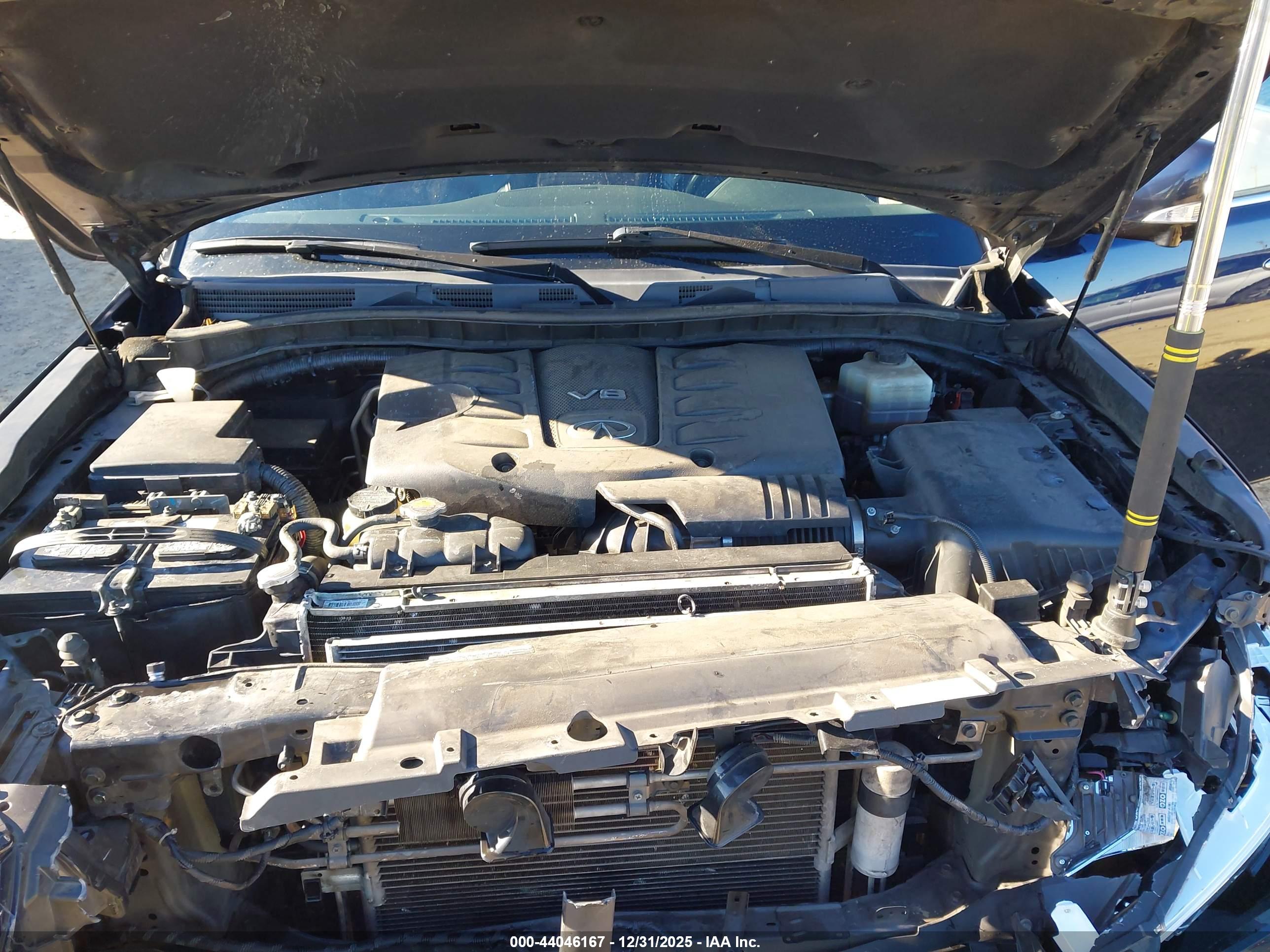 INFINITI QX80 image 10