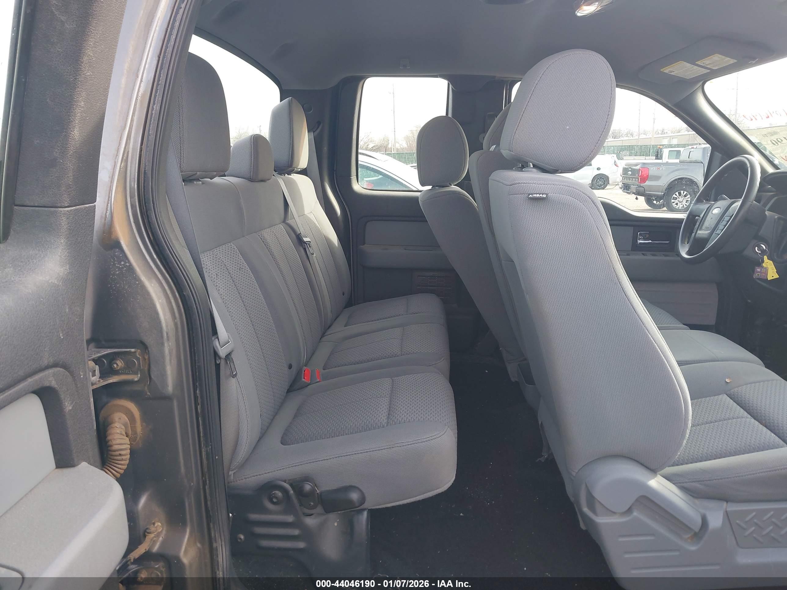 FORD F-150 image 8