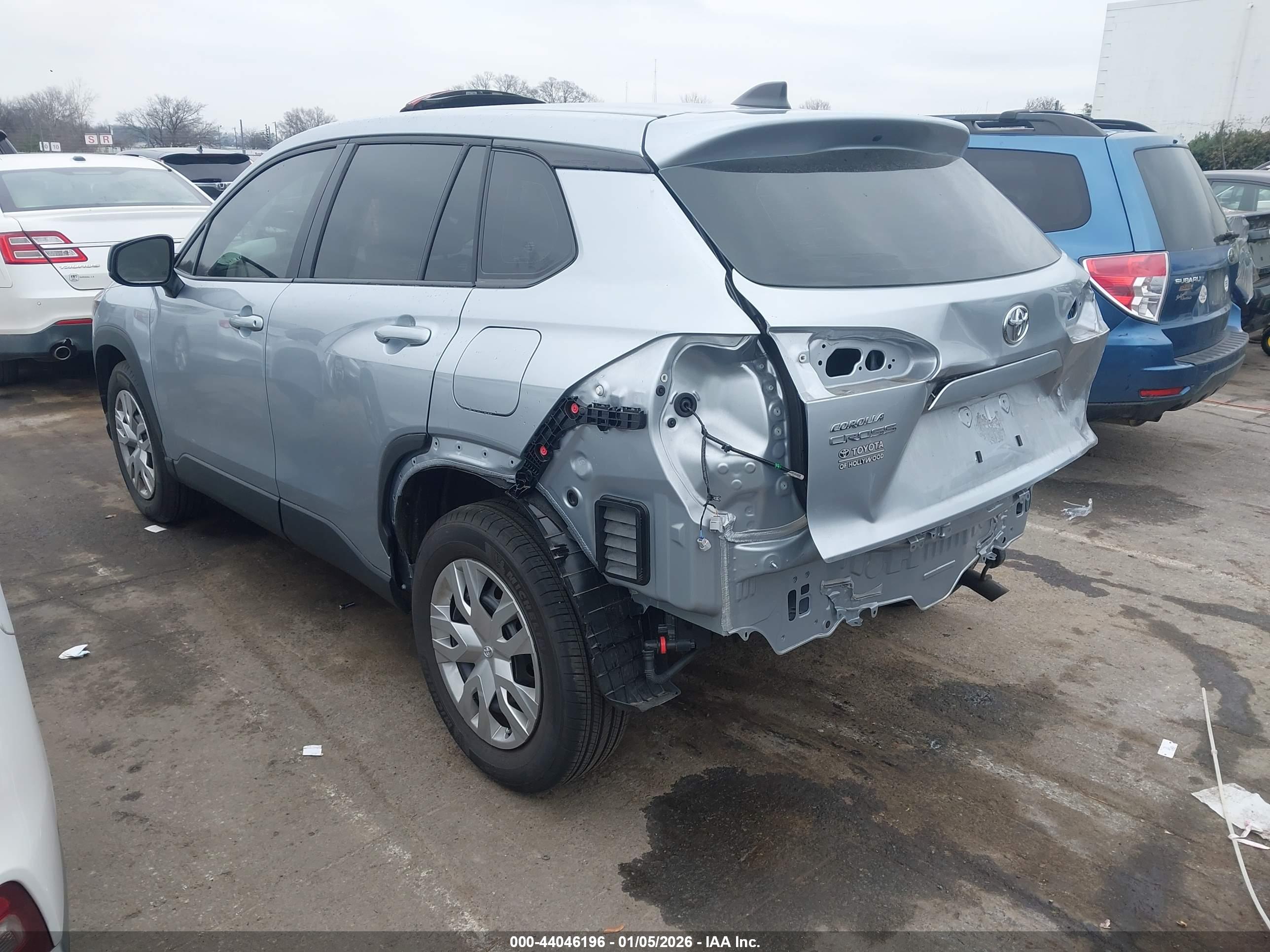 TOYOTA COROLLA image 3