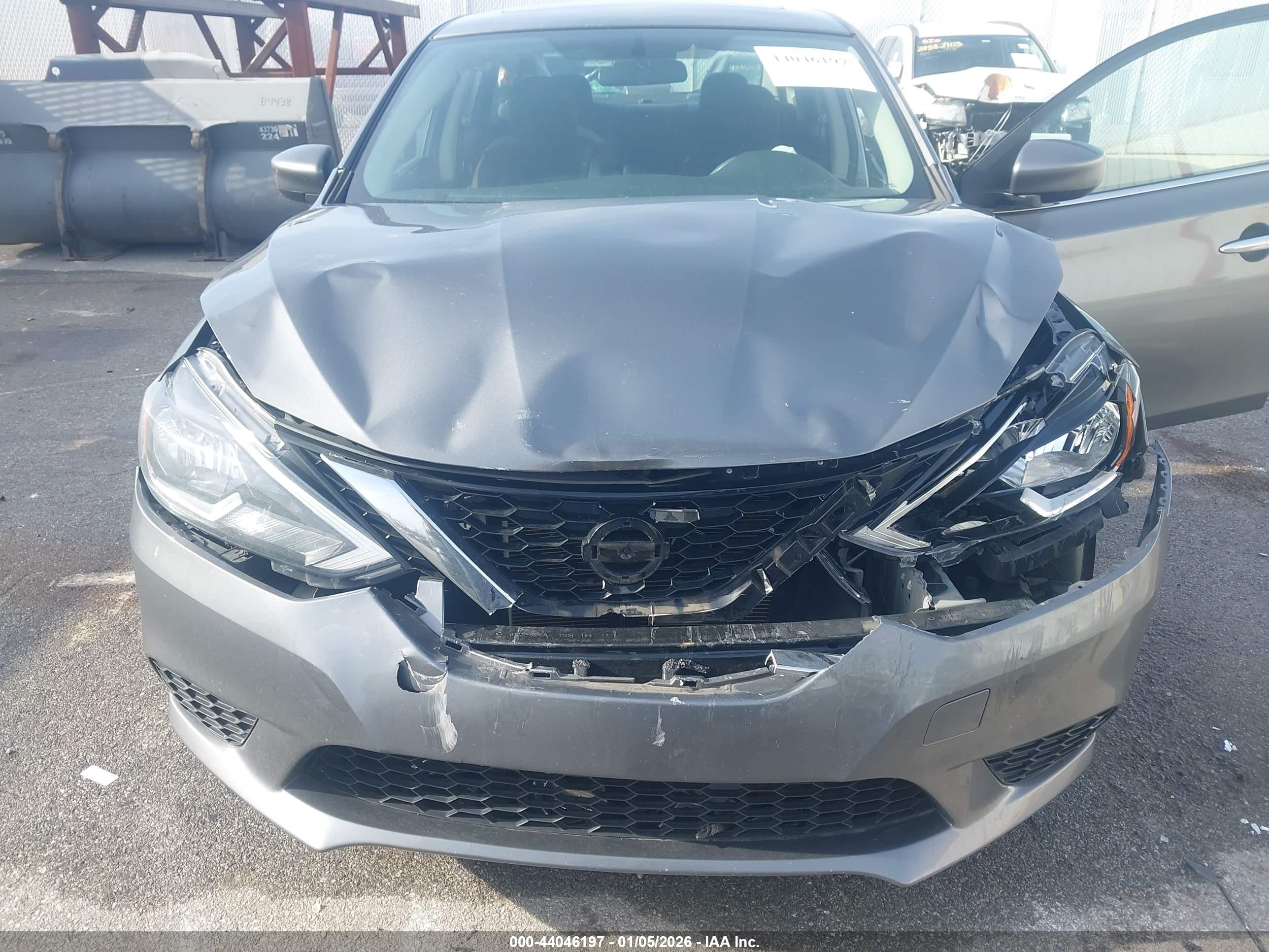 NISSAN SENTRA image 6