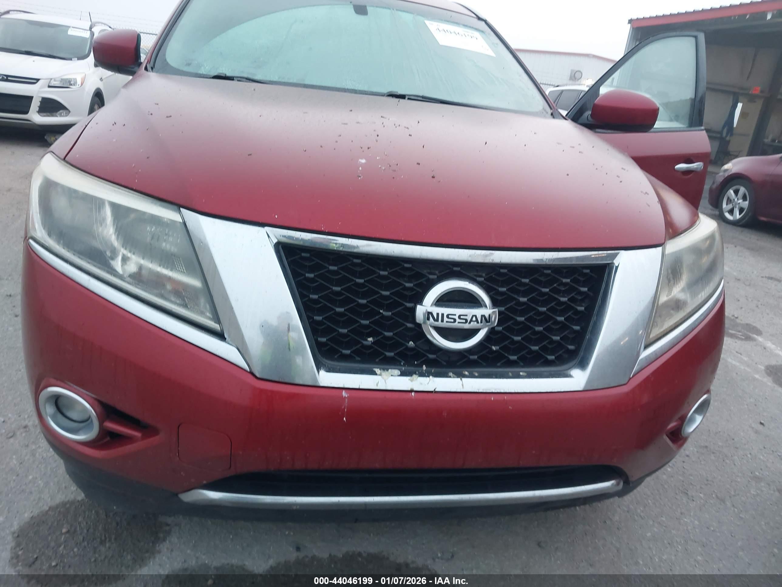NISSAN PATHFINDER image 6