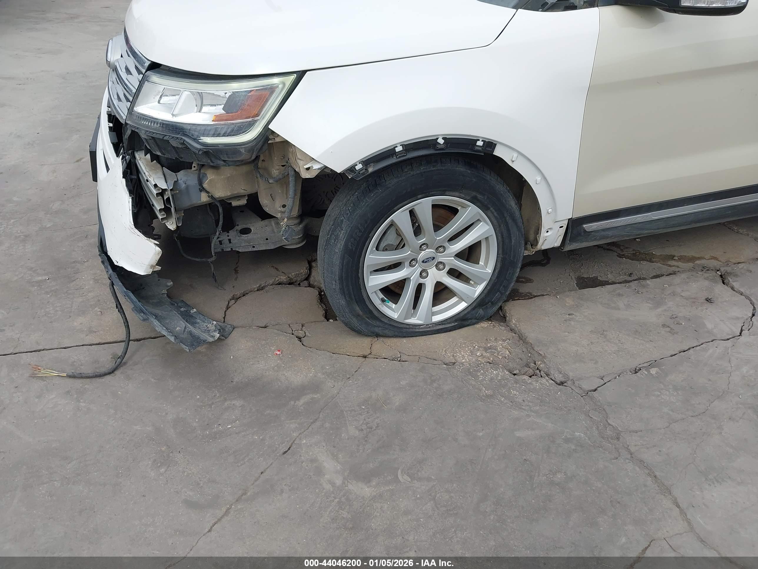 FORD EXPLORER image 6
