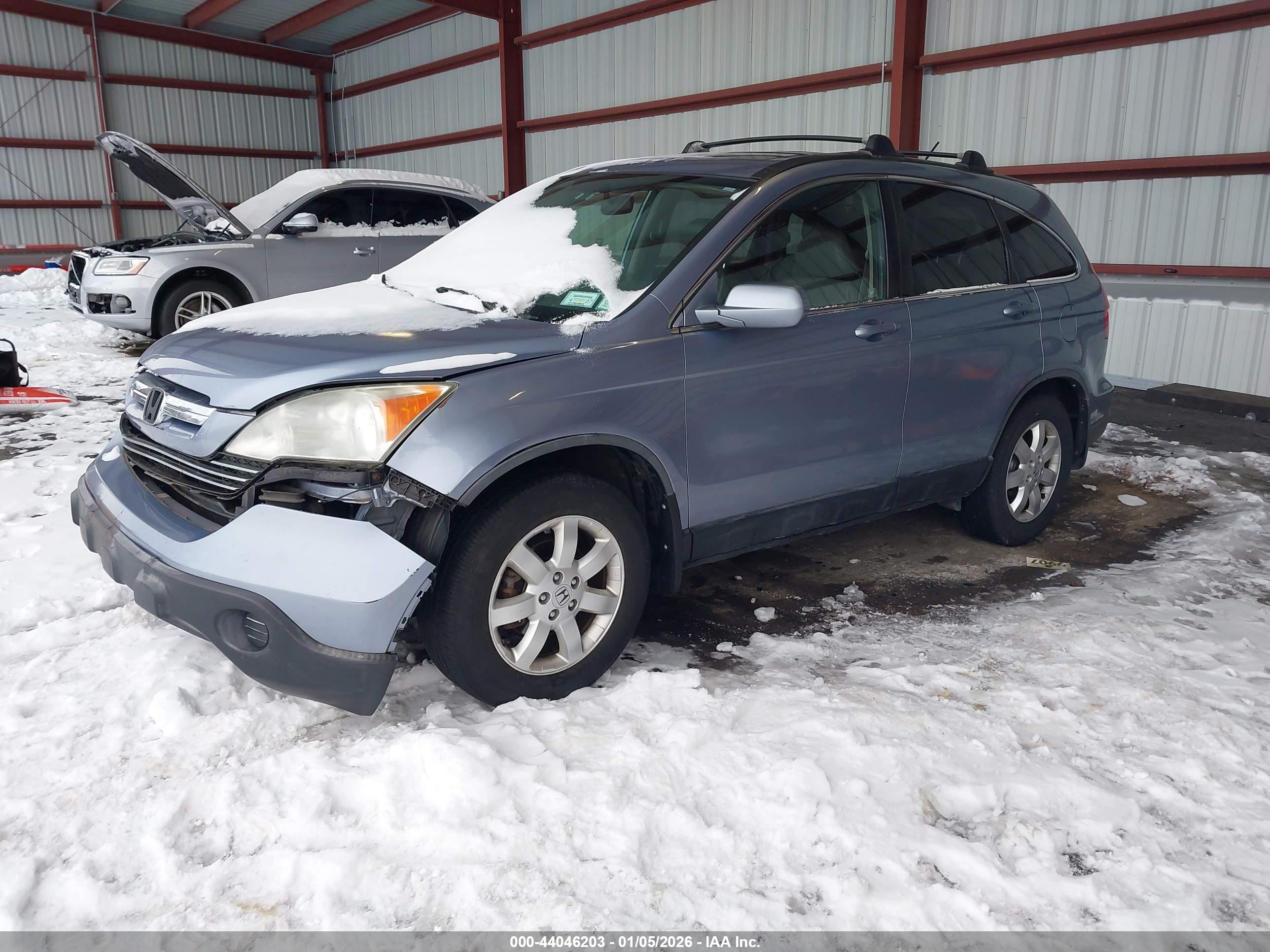 HONDA CR-V image 2