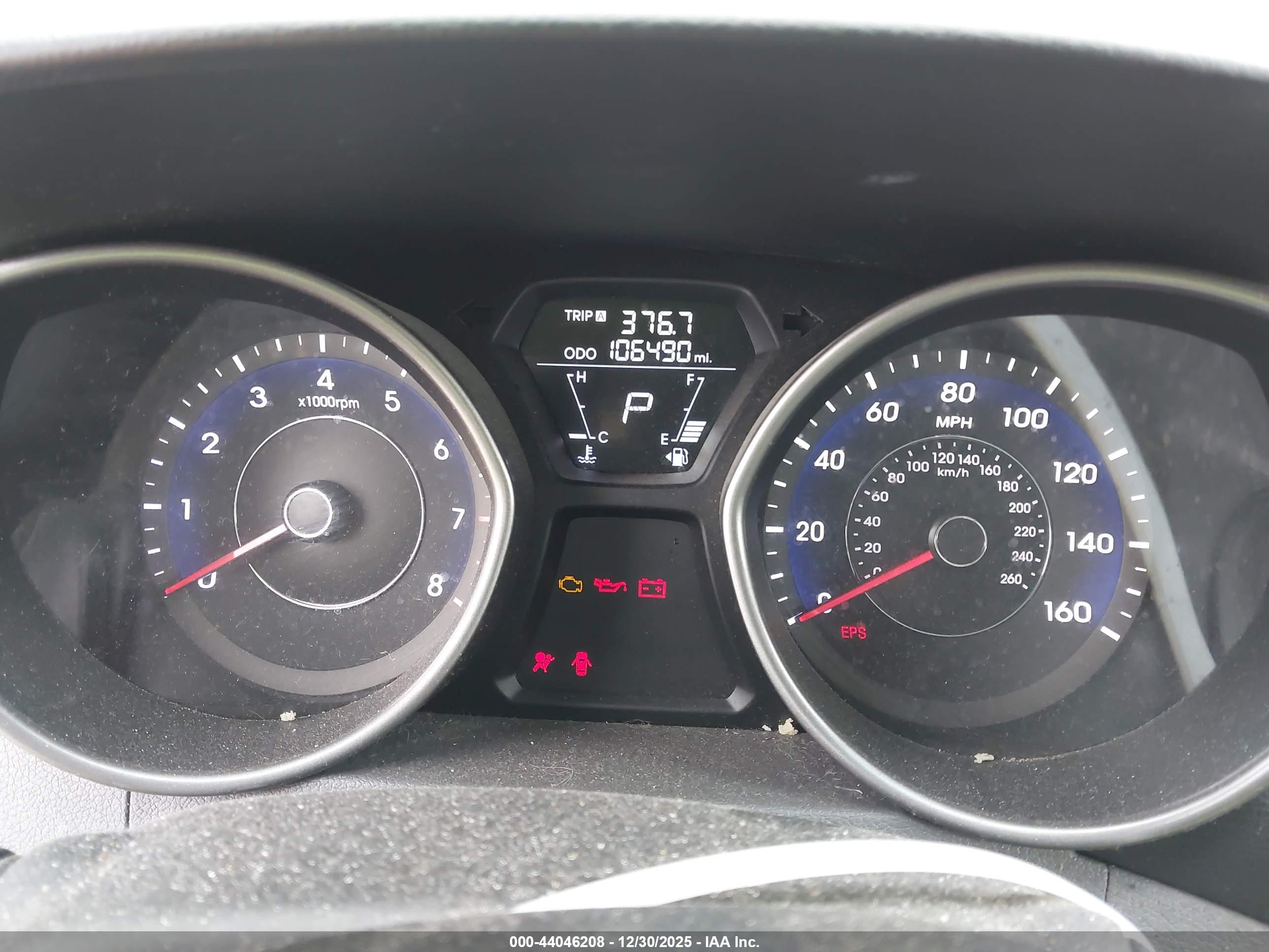 HYUNDAI ELANTRA image 7