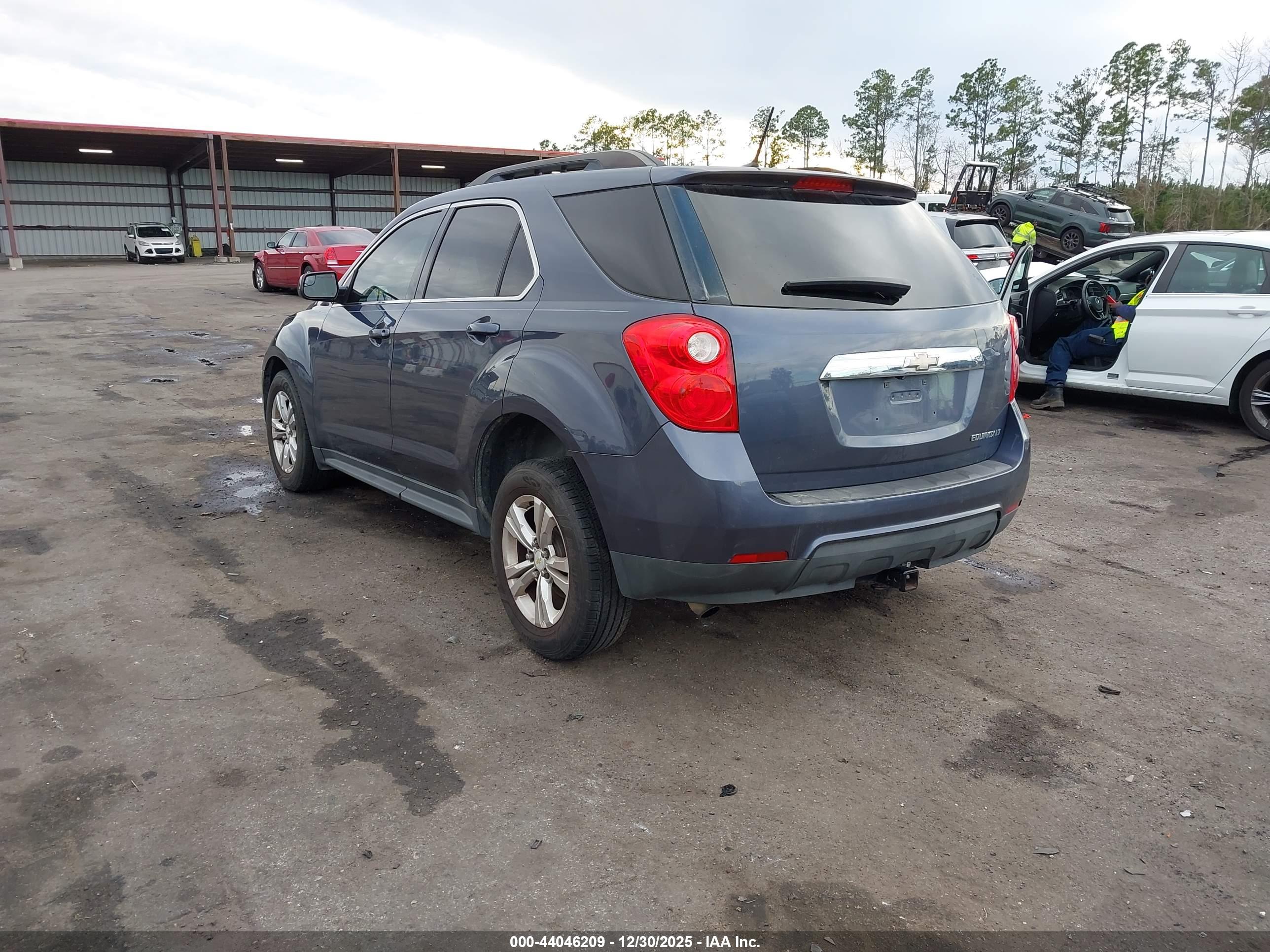CHEVROLET EQUINOX image 3