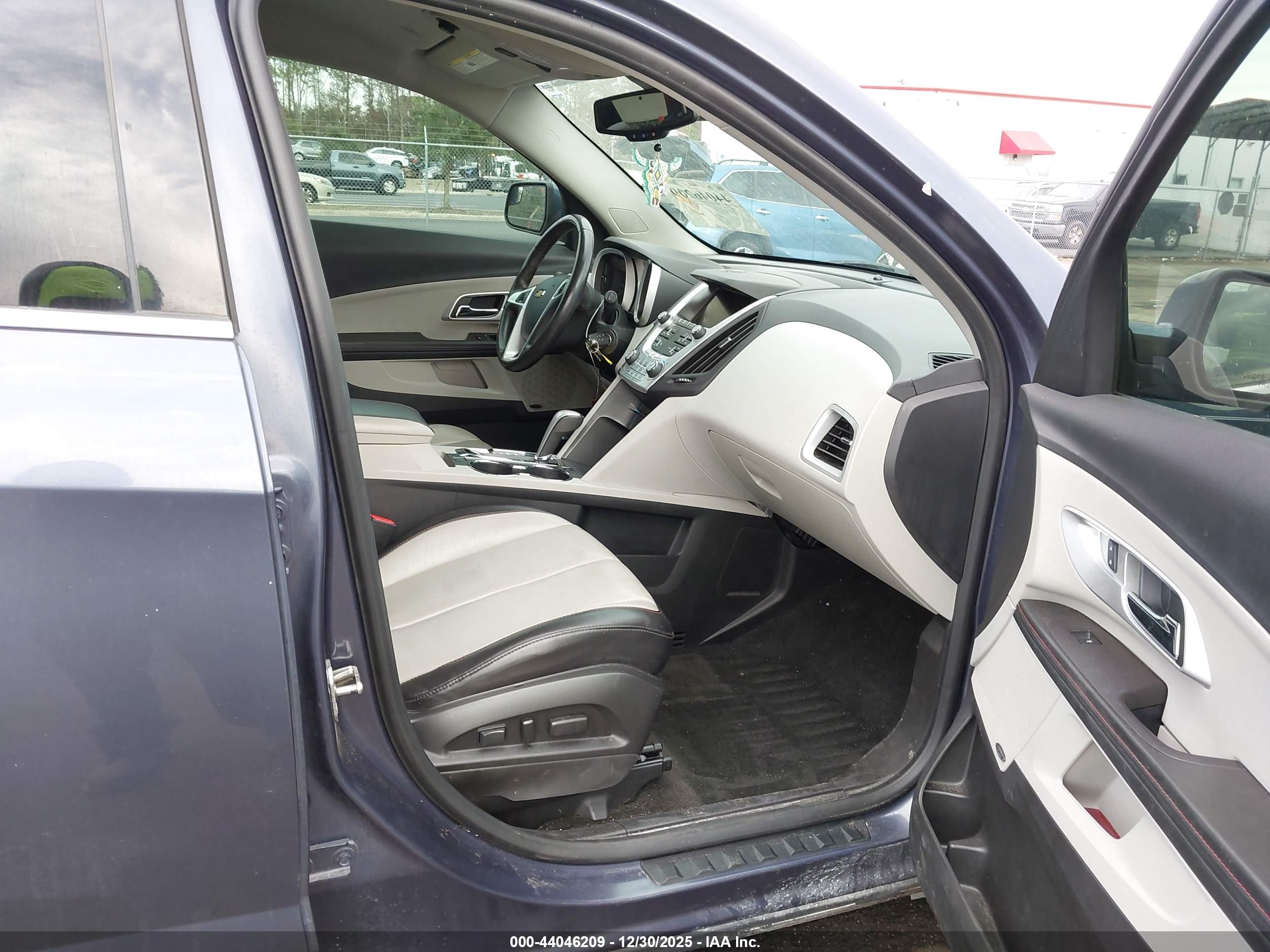 CHEVROLET EQUINOX image 5