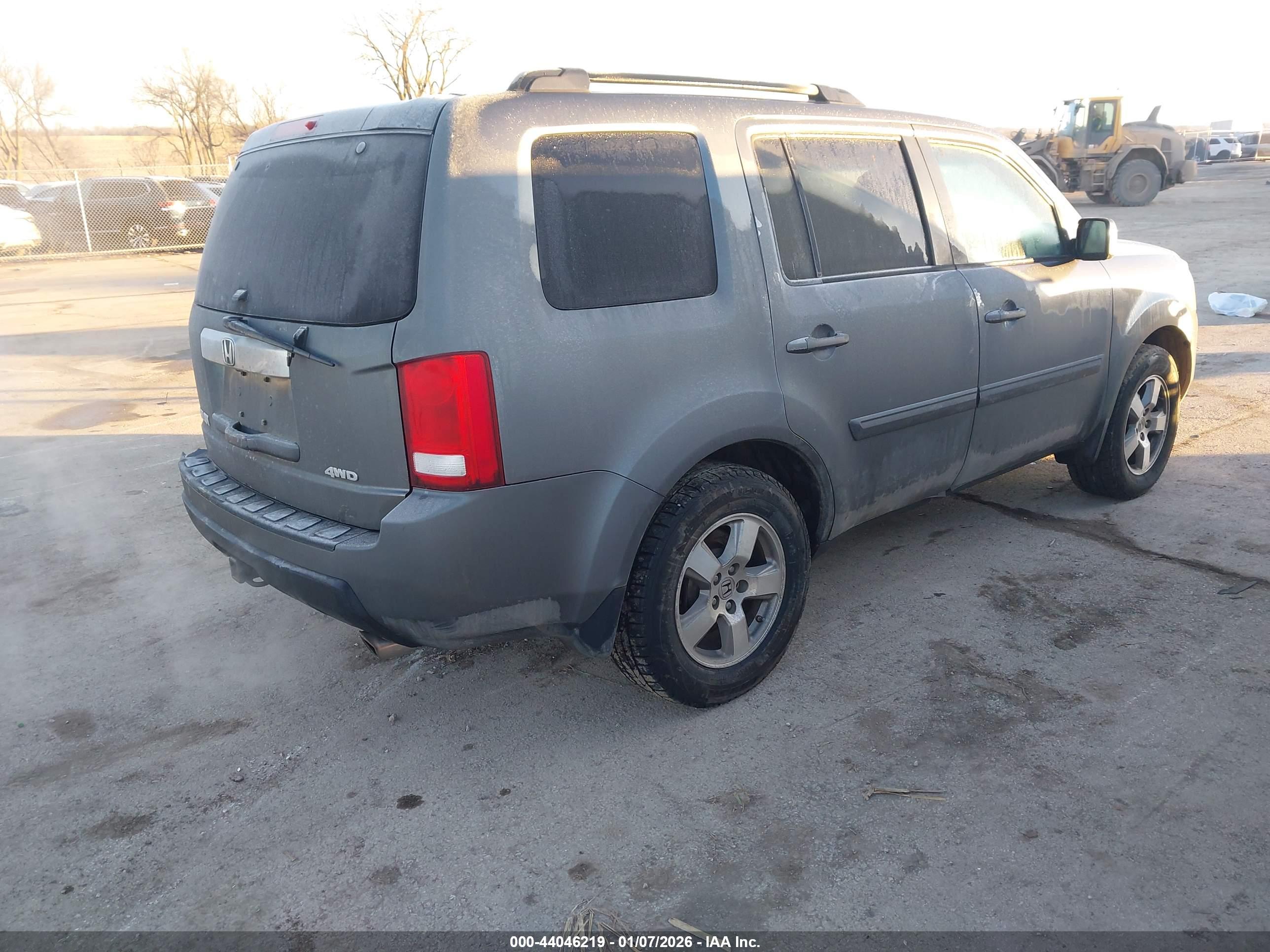 HONDA PILOT image 4