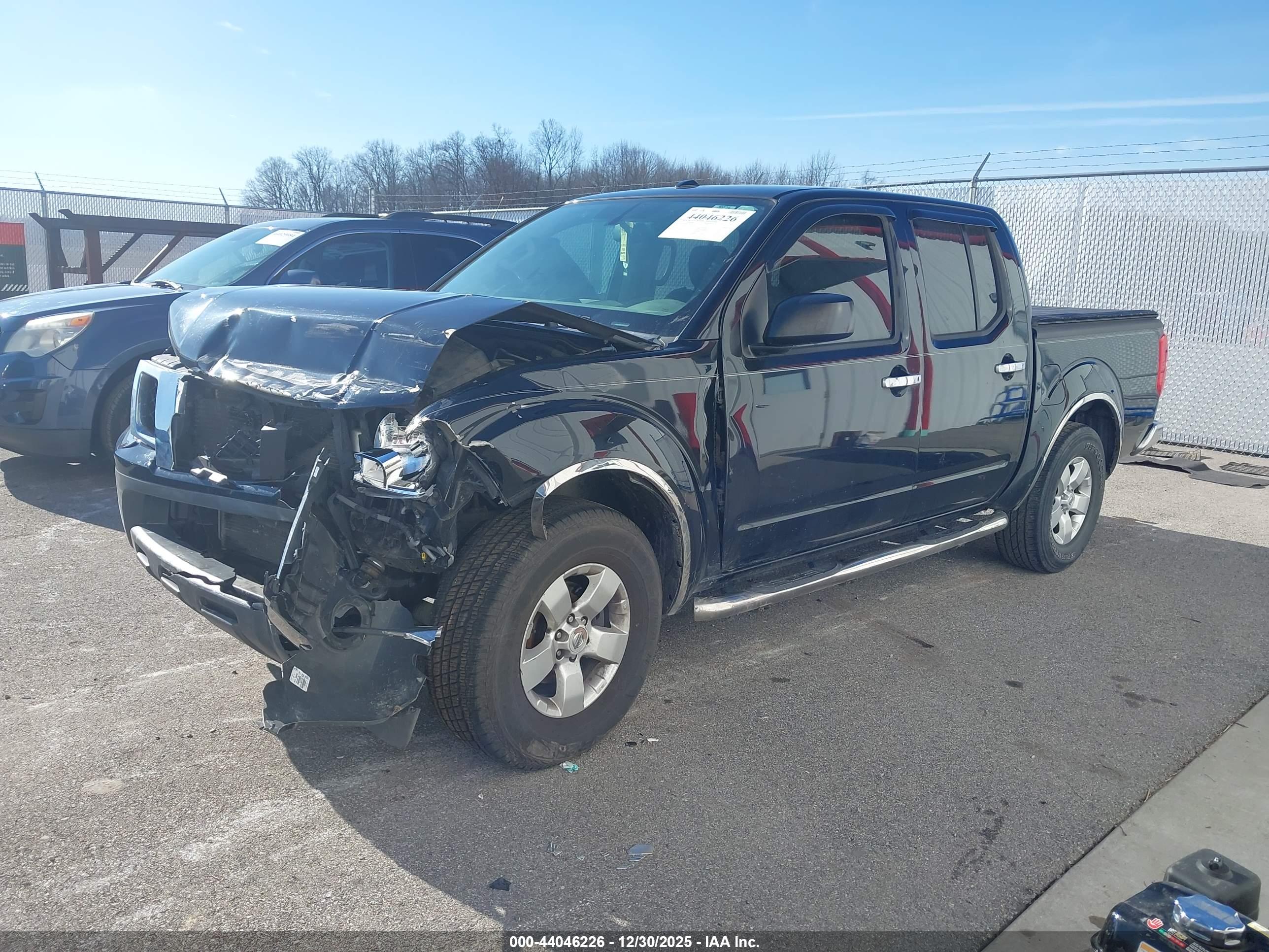 NISSAN FRONTIER image 2