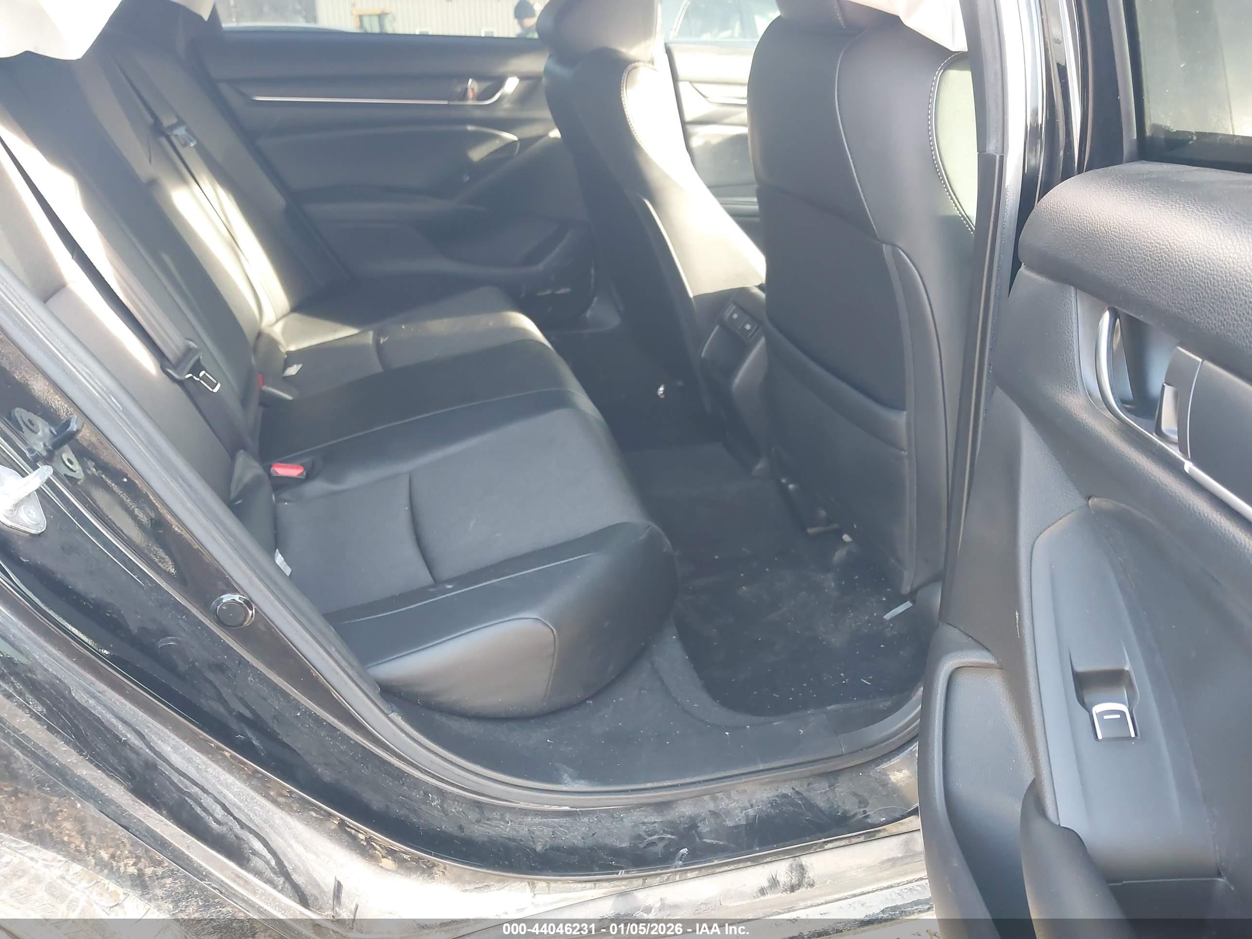 HONDA ACCORD image 8