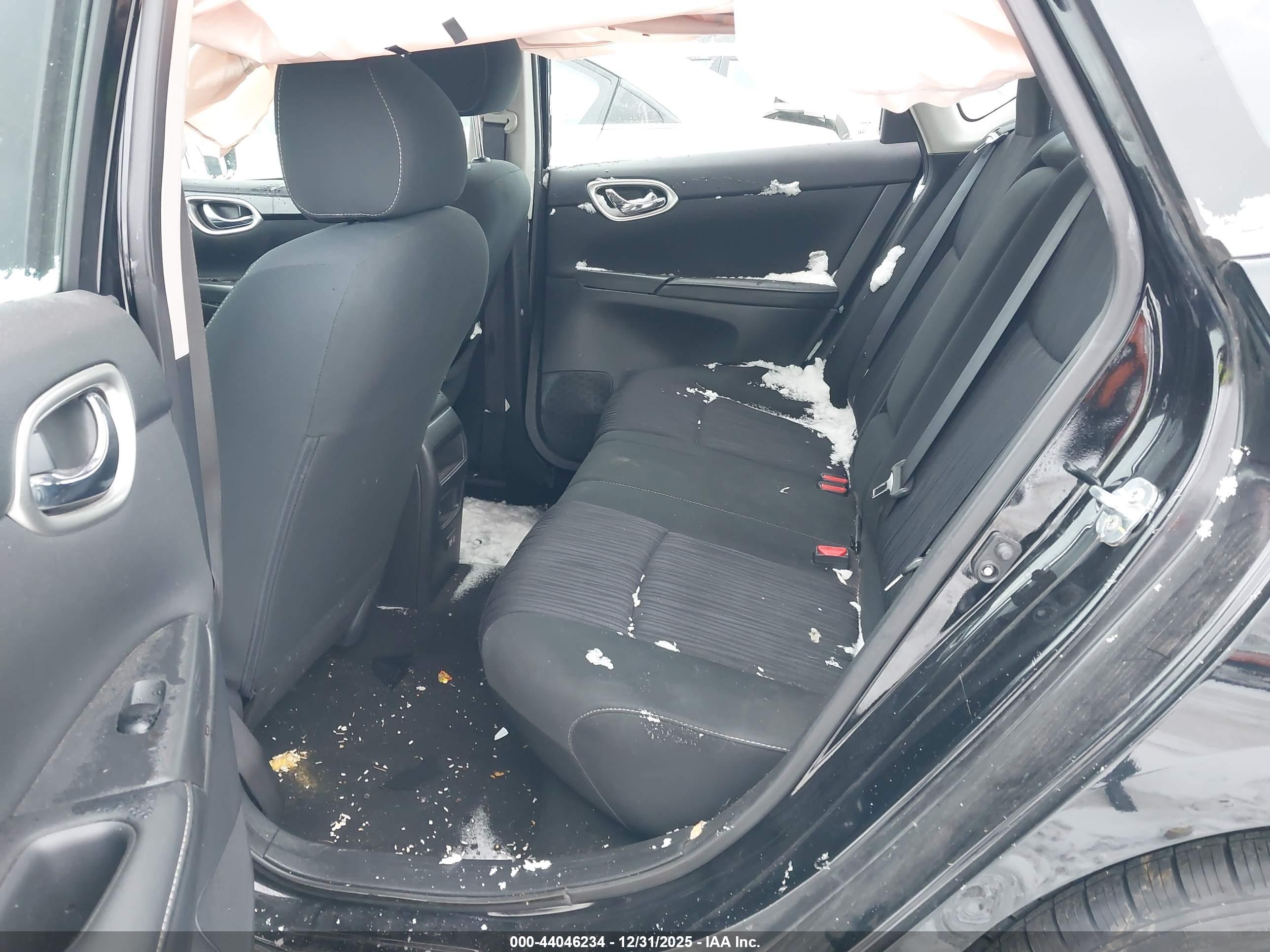 NISSAN SENTRA image 8