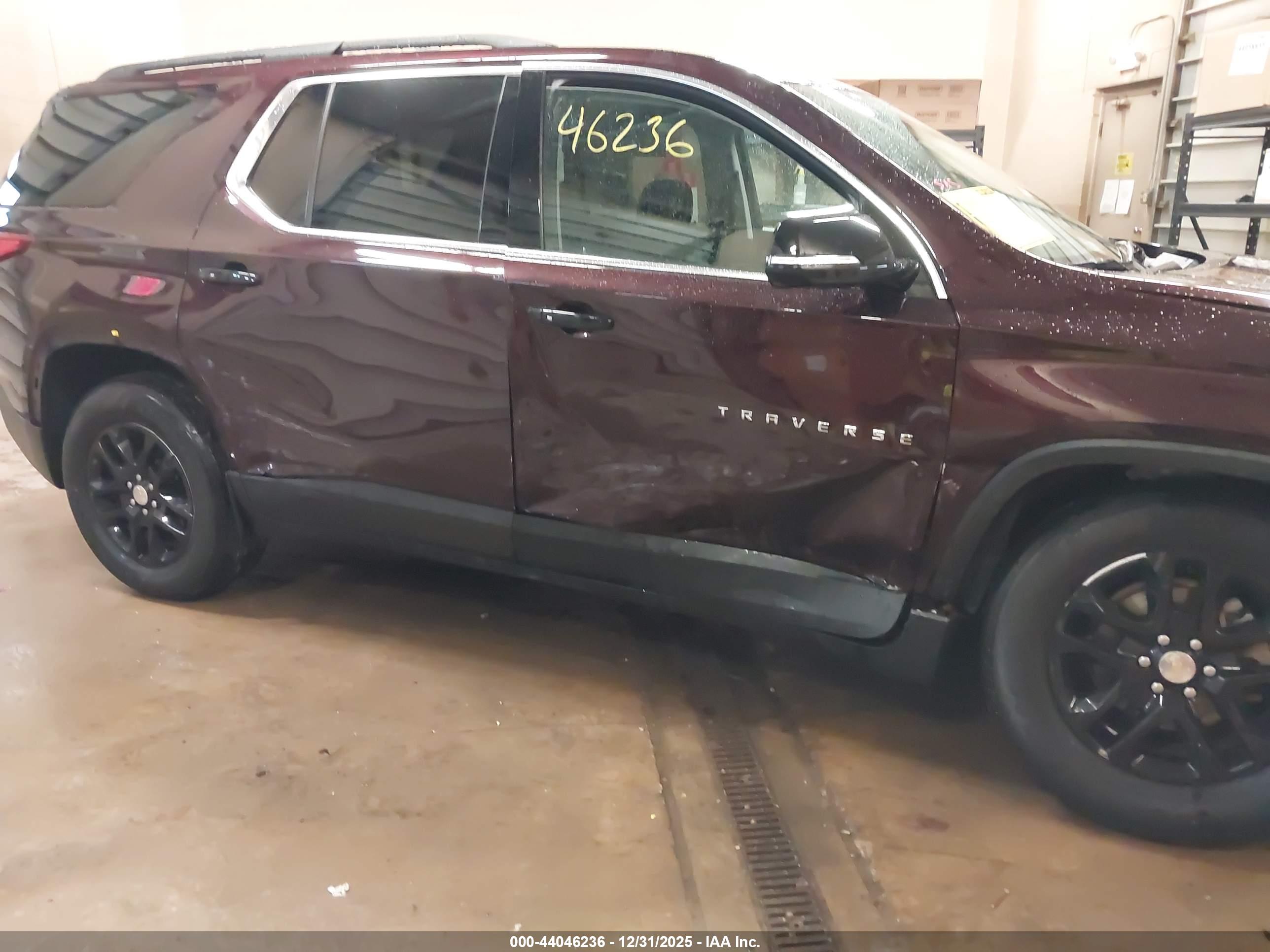 CHEVROLET TRAVERSE image 6
