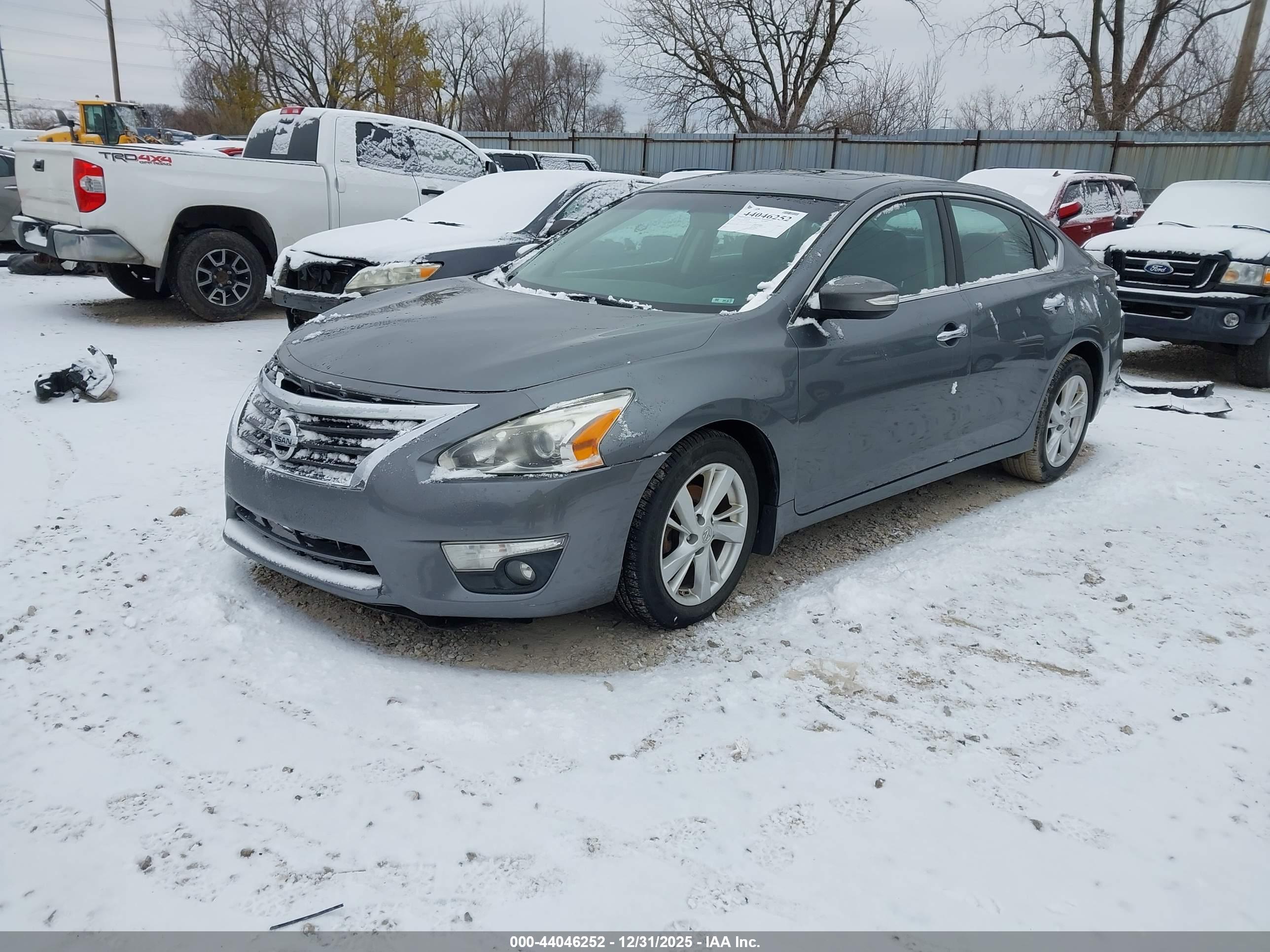 NISSAN ALTIMA image 2