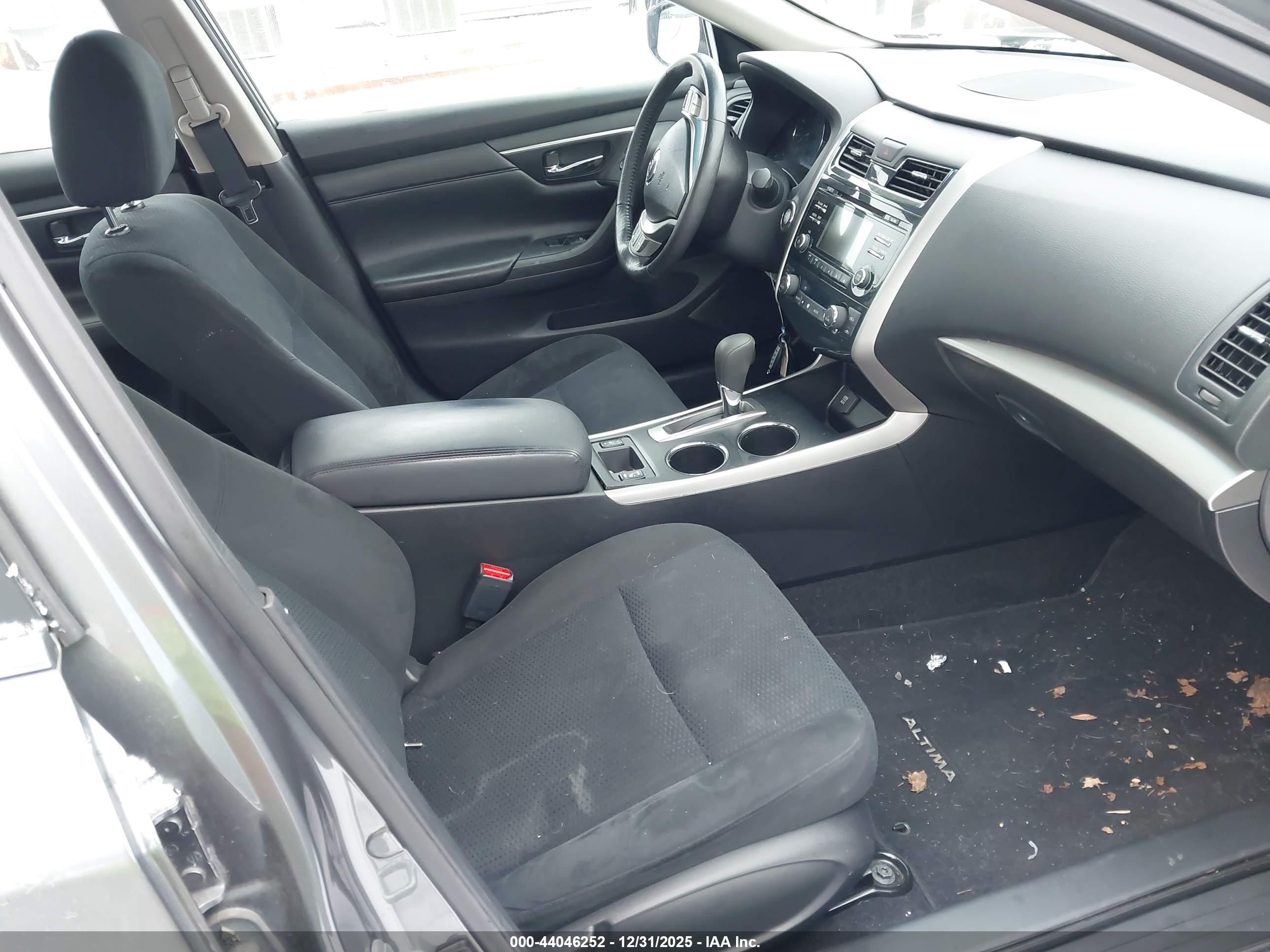 NISSAN ALTIMA image 5