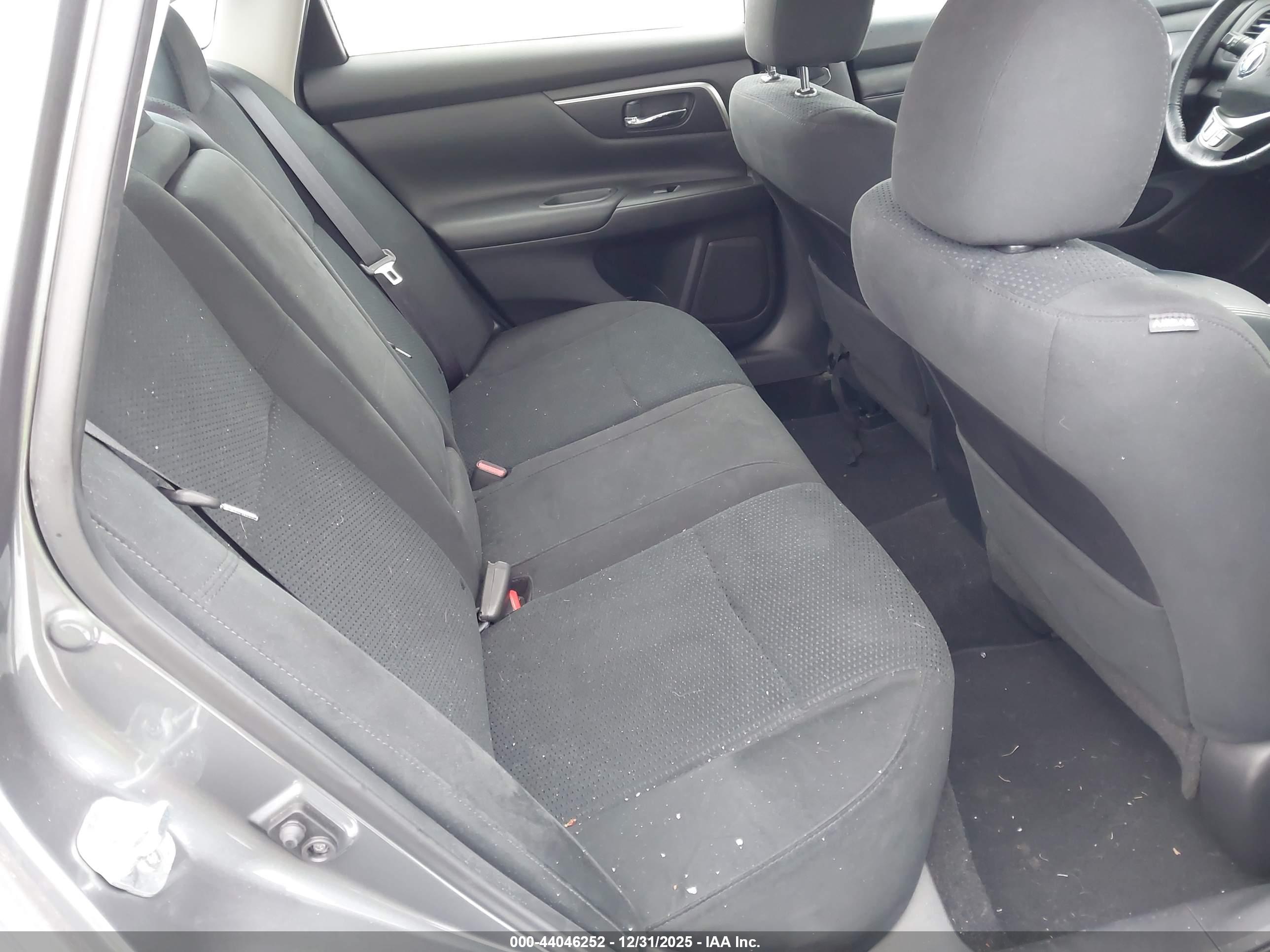 NISSAN ALTIMA image 8