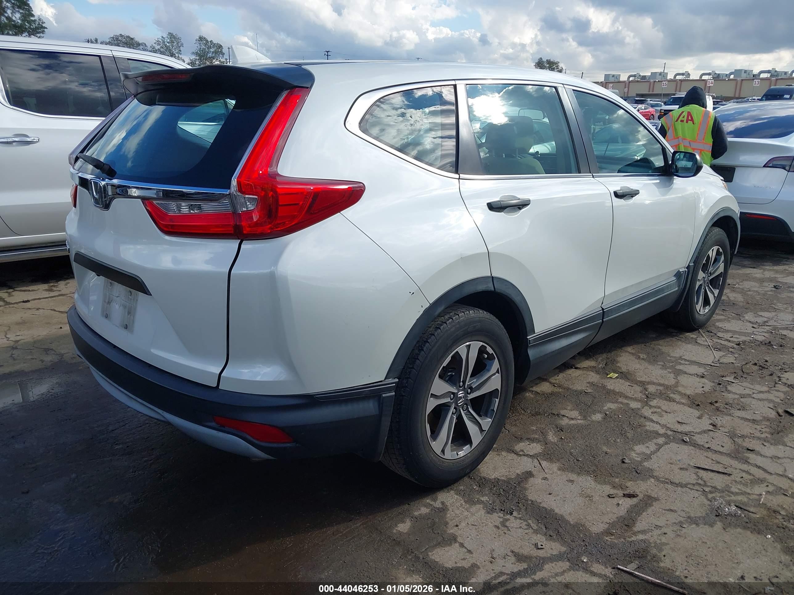 HONDA CR-V image 4
