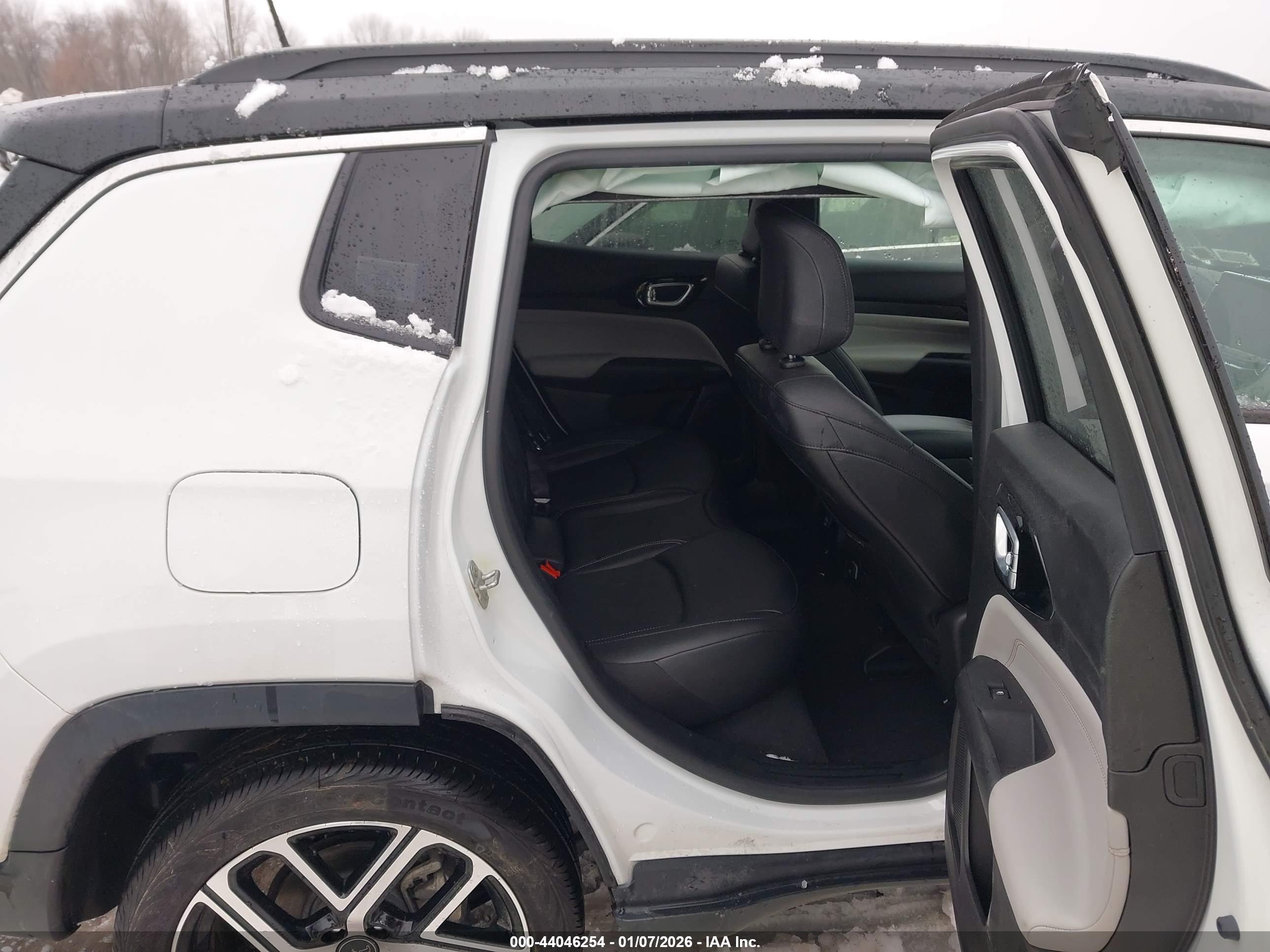 JEEP COMPASS image 8