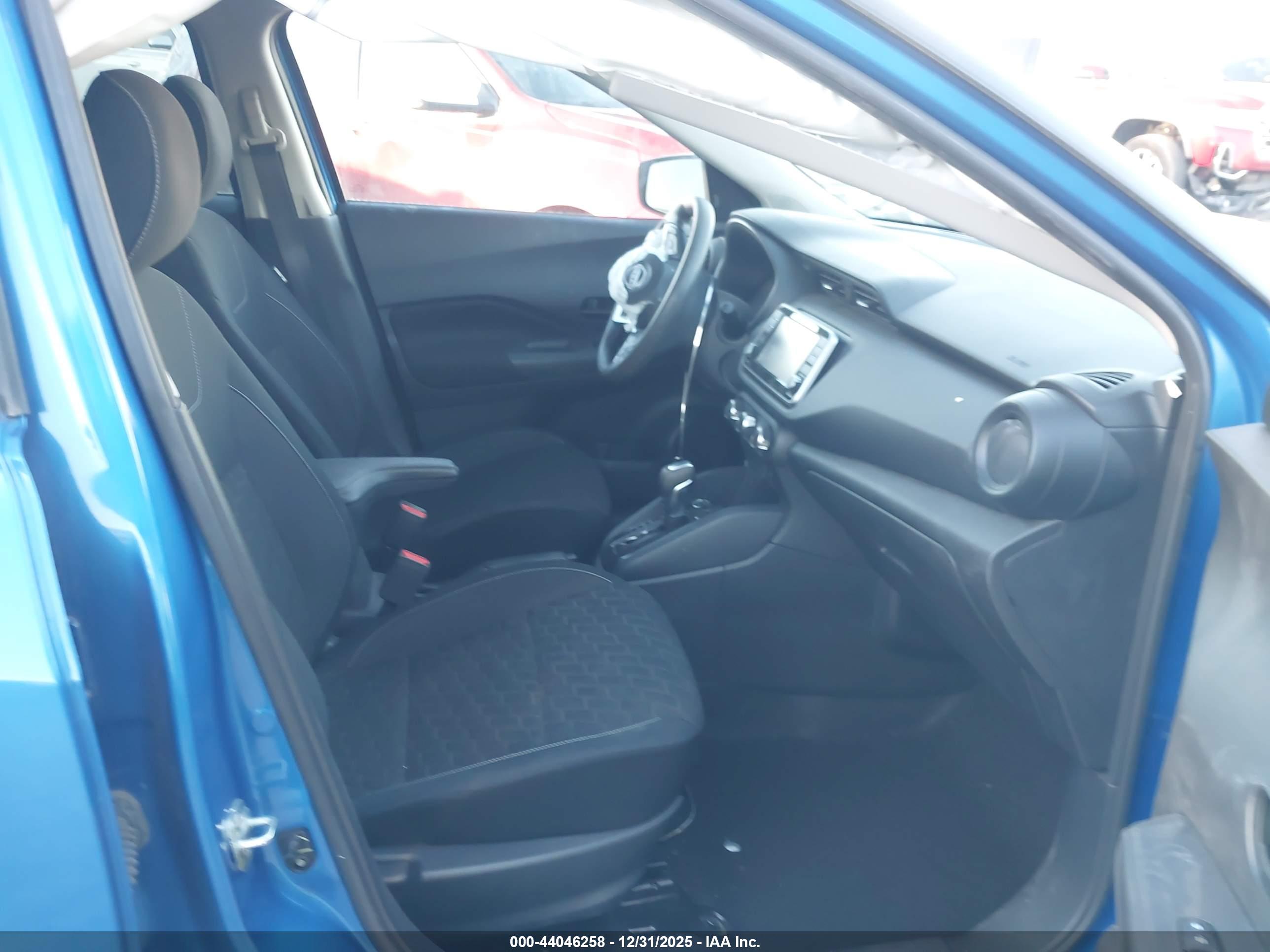 NISSAN KICKS image 5