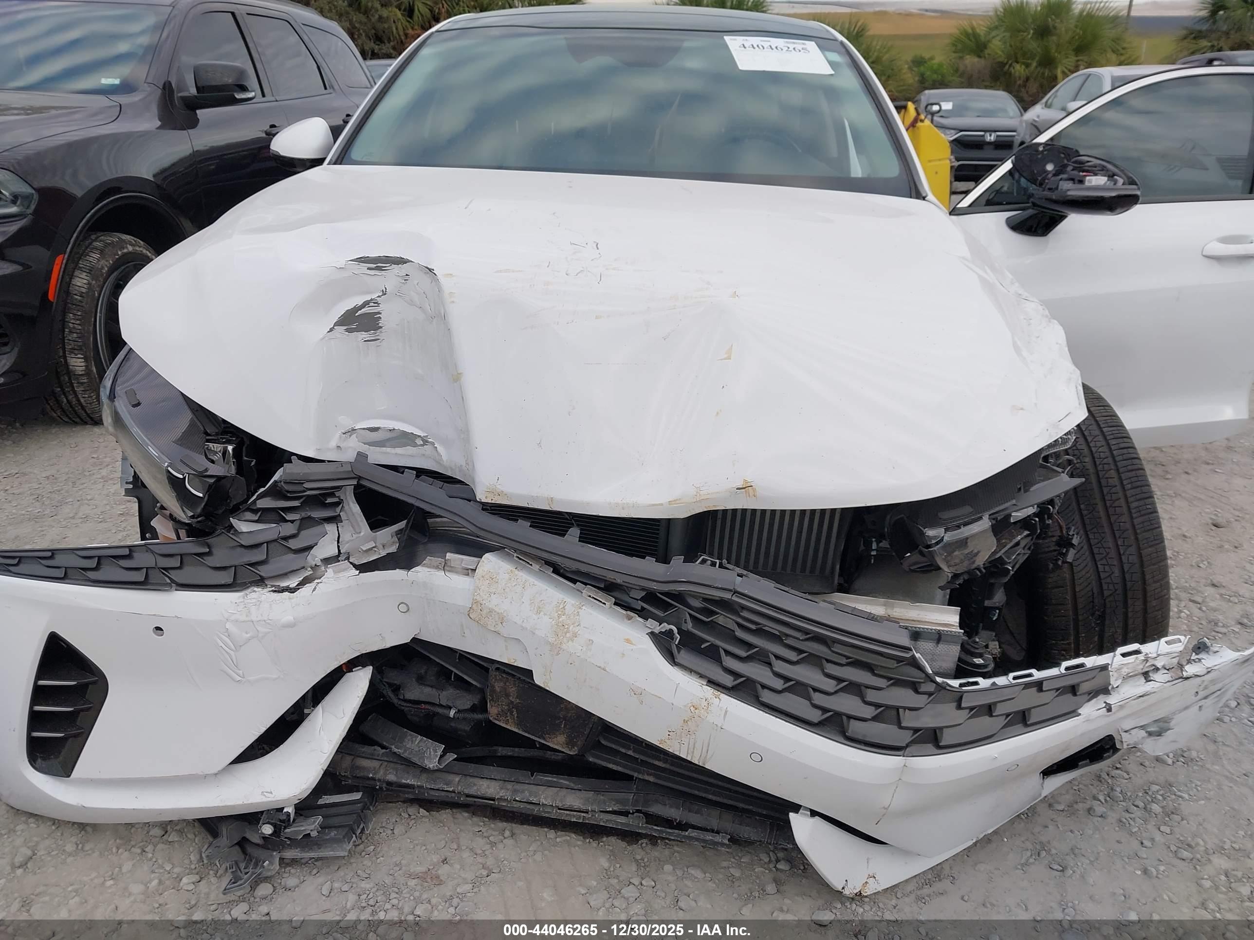 KIA K5 image 6