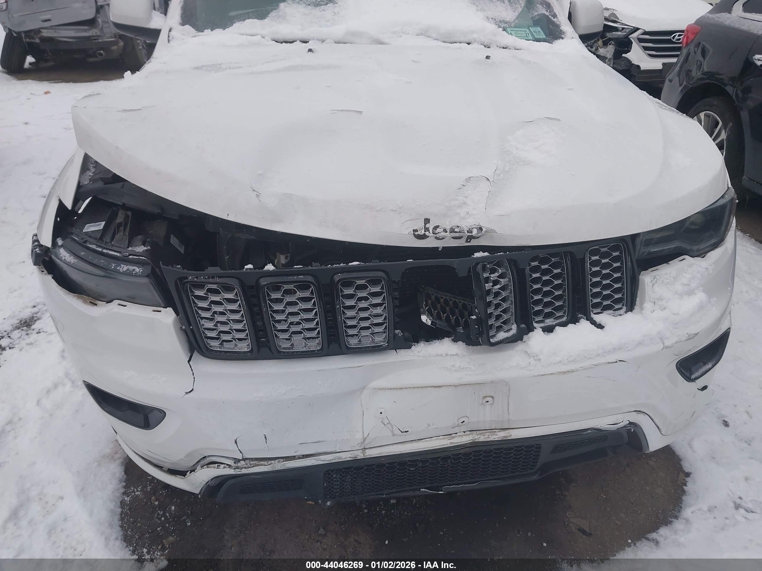 JEEP GRAND image 6