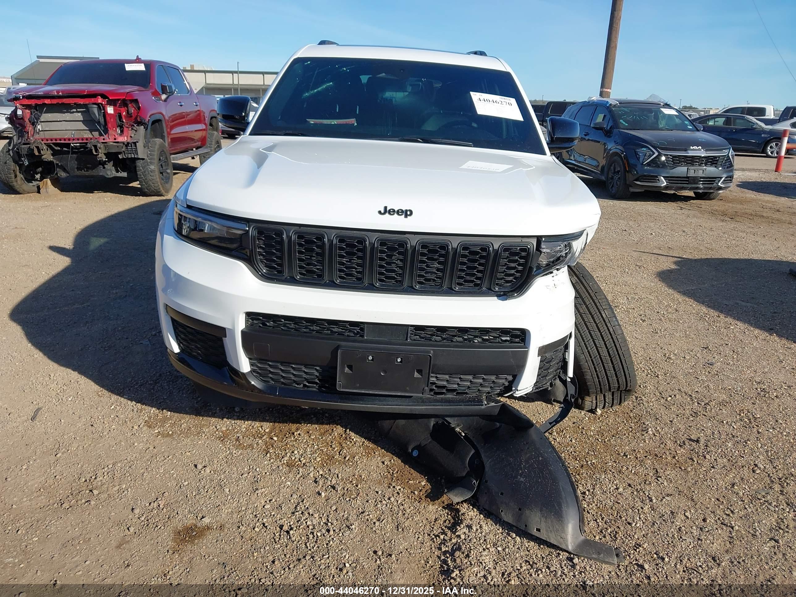 JEEP GRAND image 6