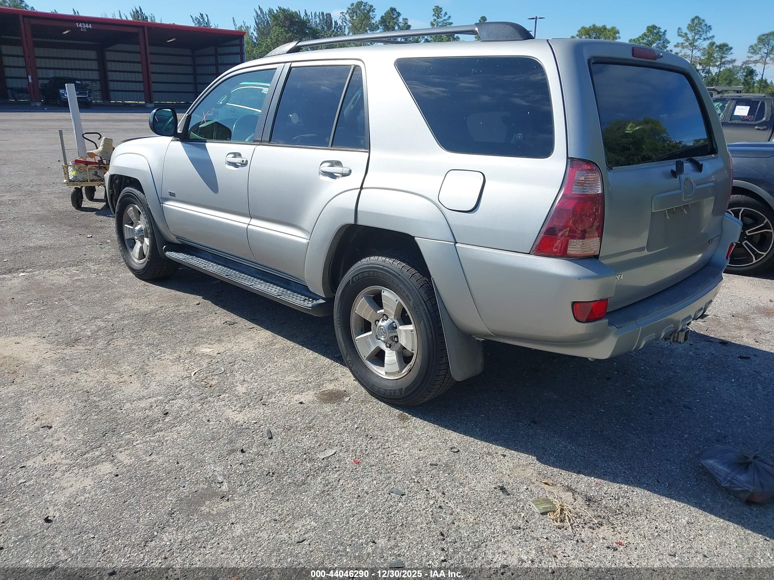 TOYOTA 4RUNNER image 3