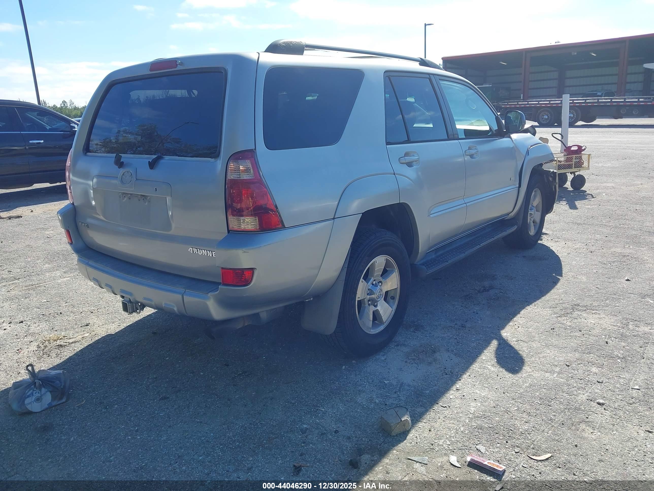 TOYOTA 4RUNNER image 4