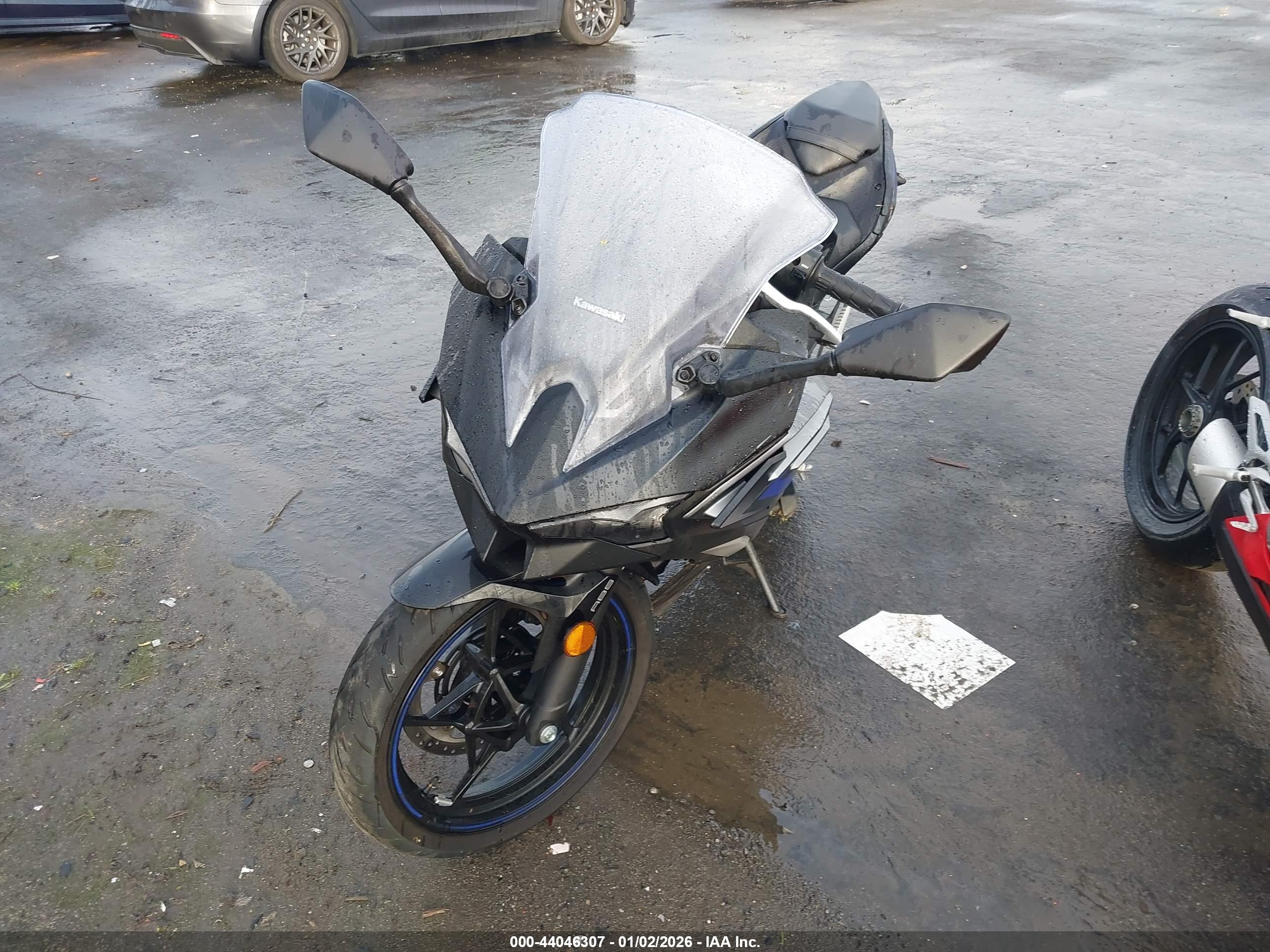 KAWASAKI EX500 image 5