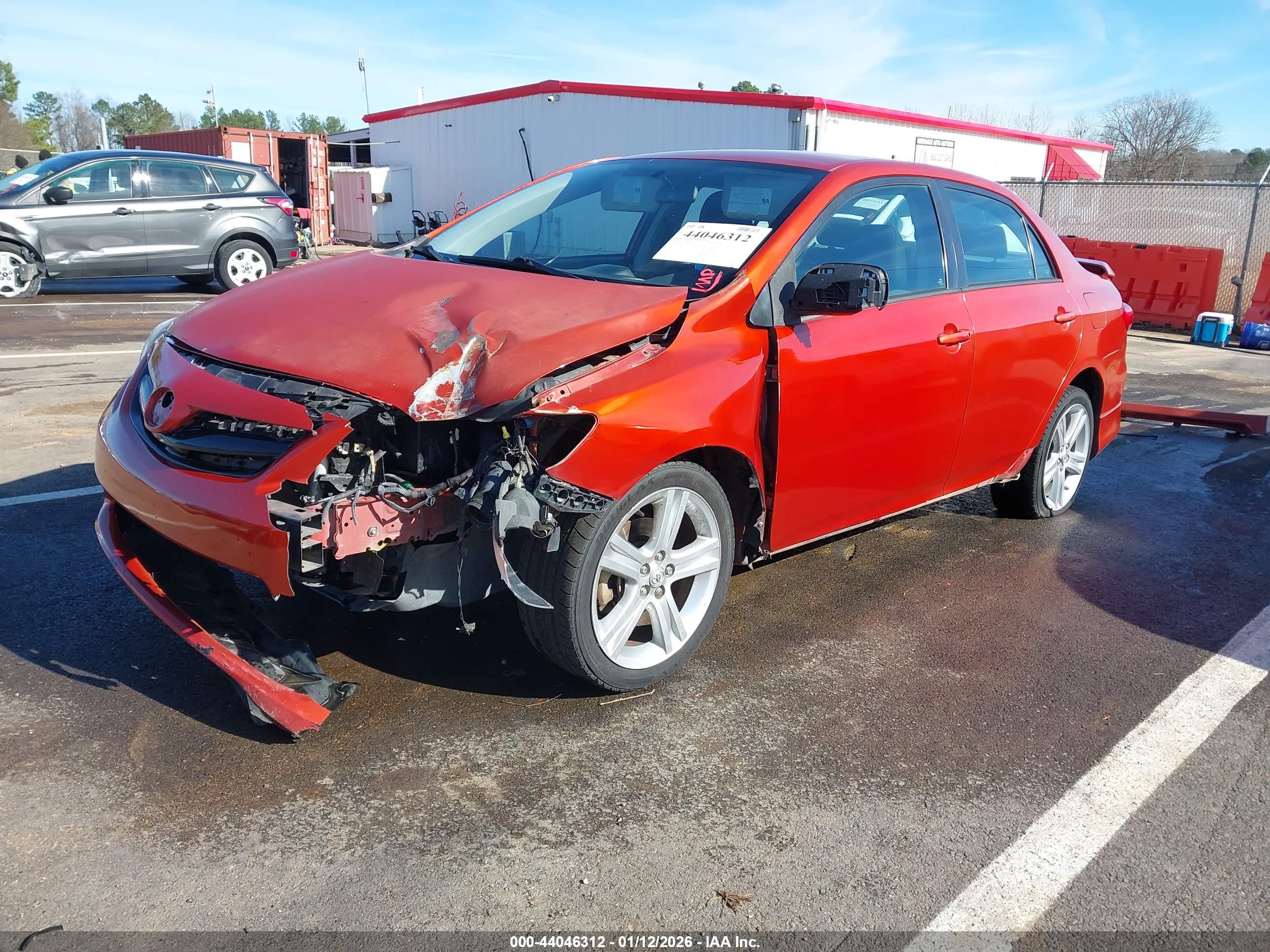 TOYOTA COROLLA image 2