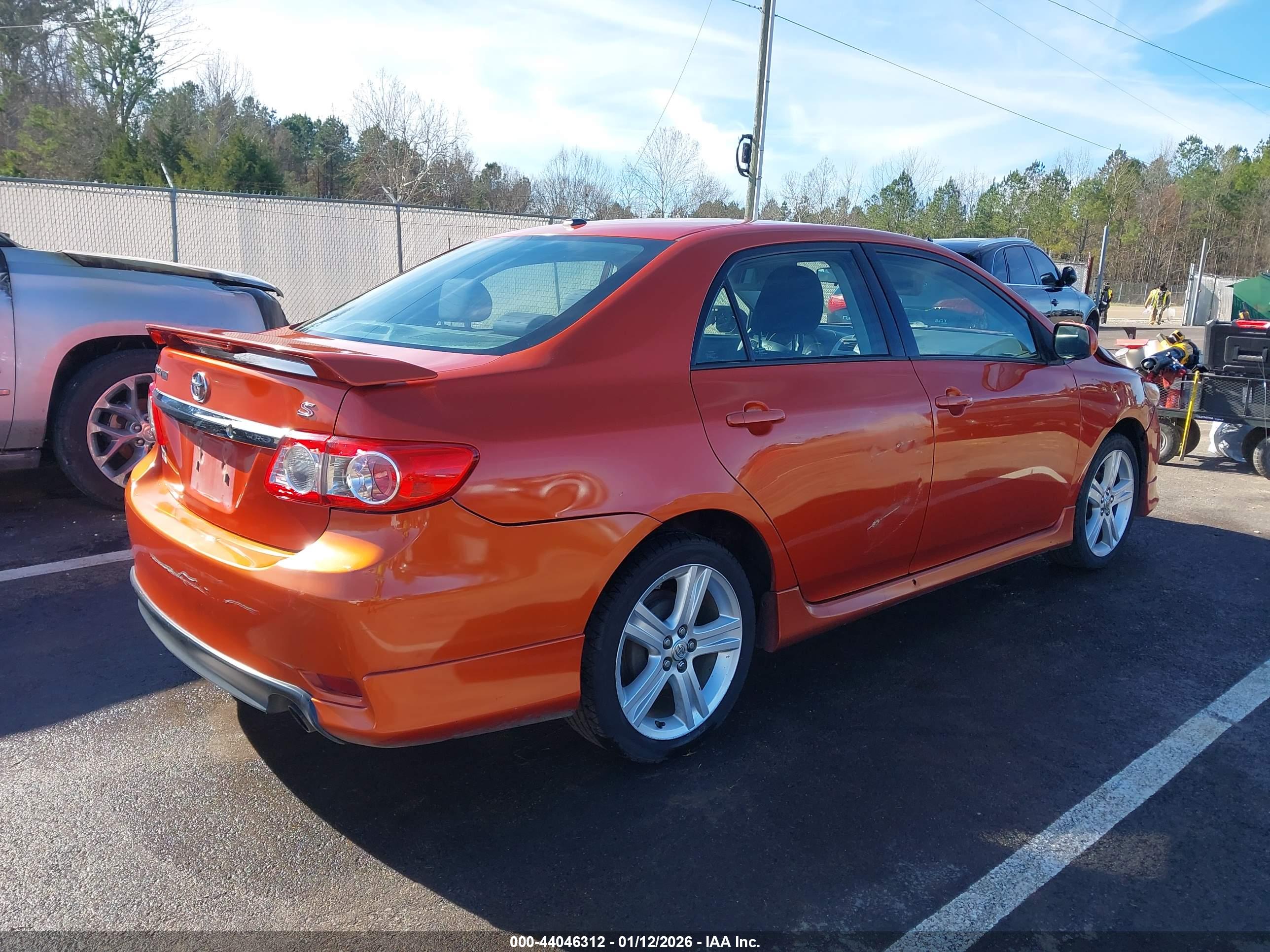 TOYOTA COROLLA image 4