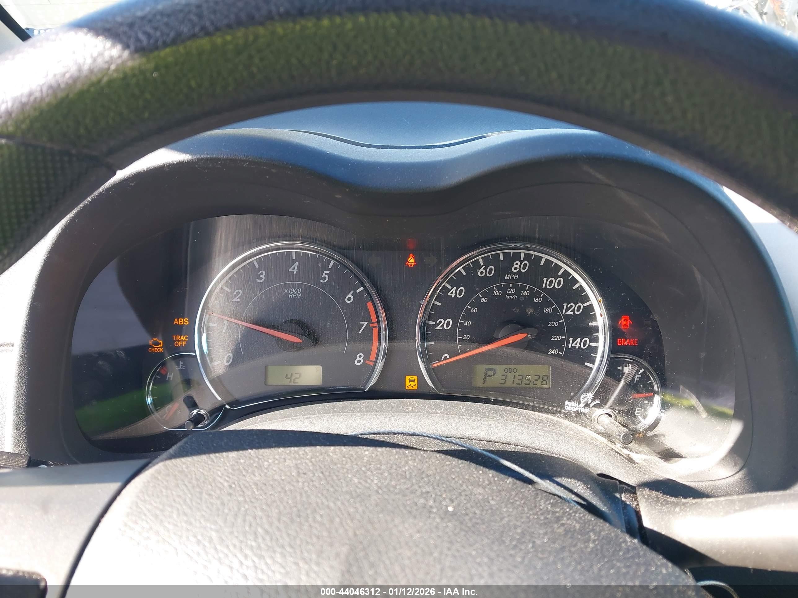 TOYOTA COROLLA image 7