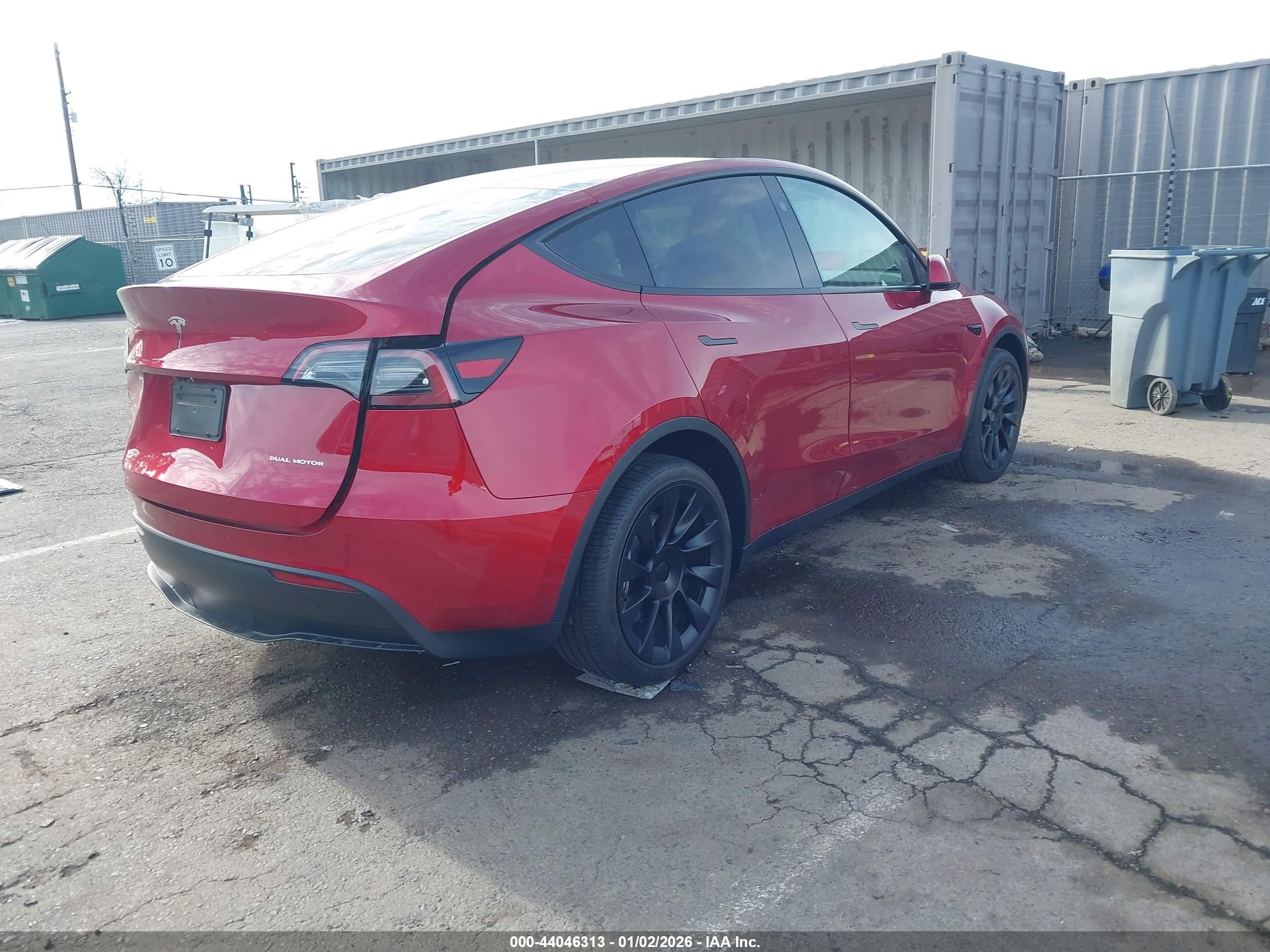 TESLA MODEL image 4