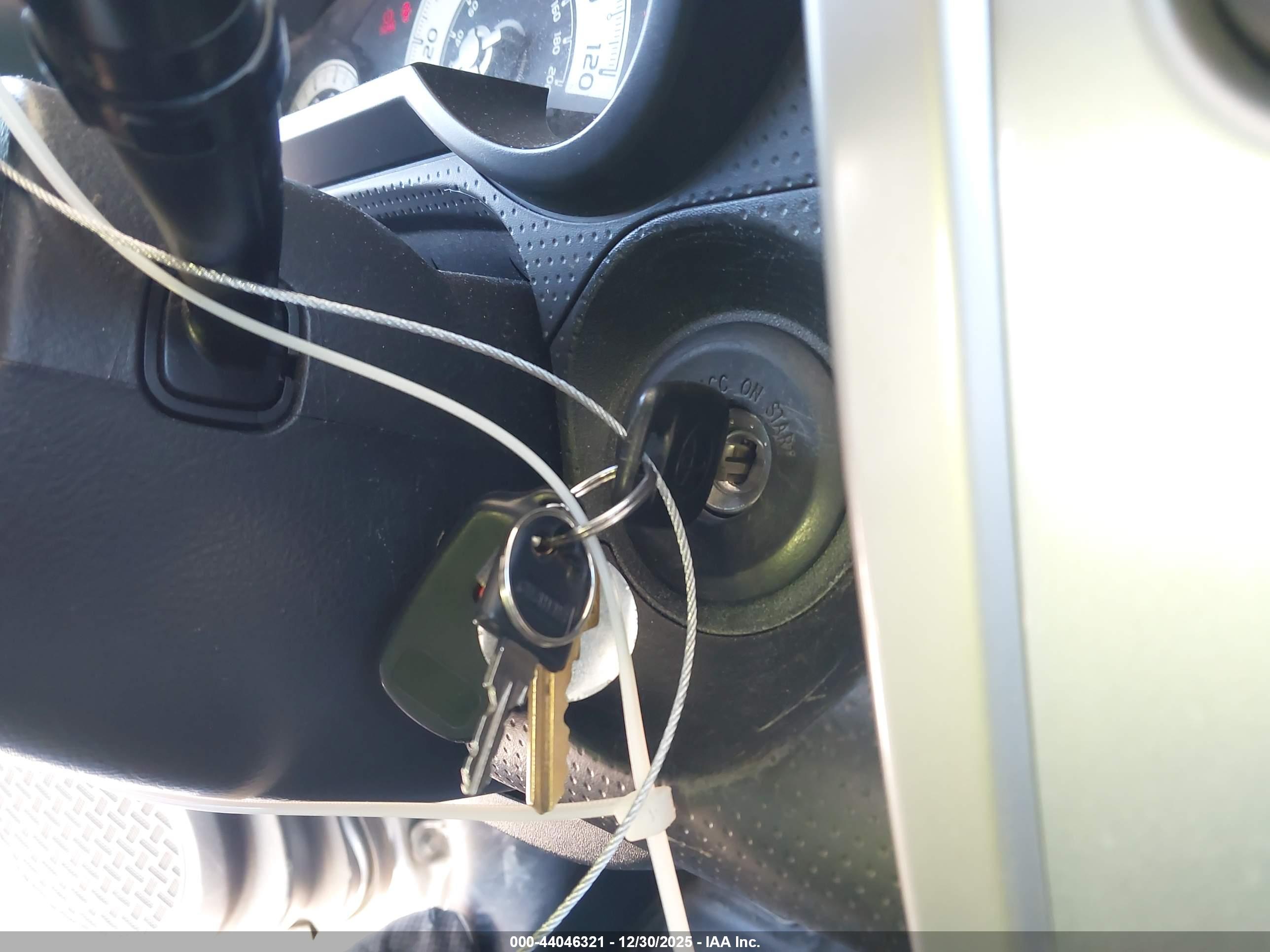 TOYOTA FJ image 11