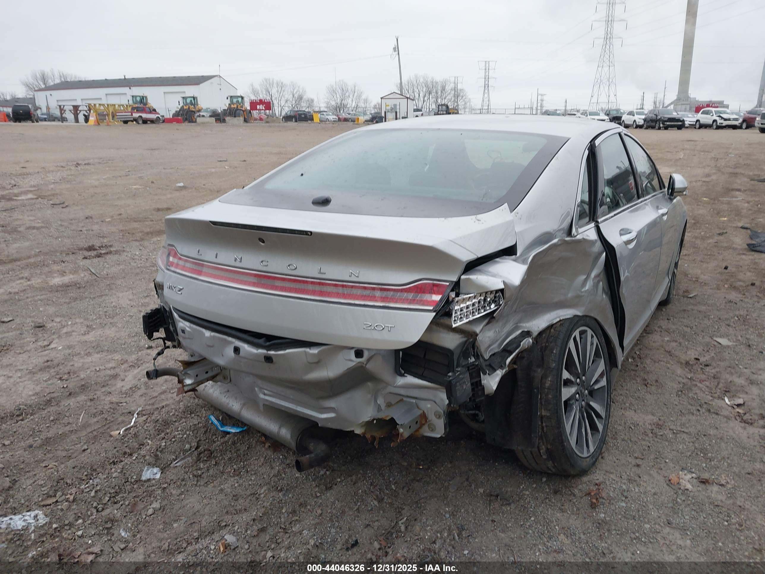 LINCOLN MKZ image 4