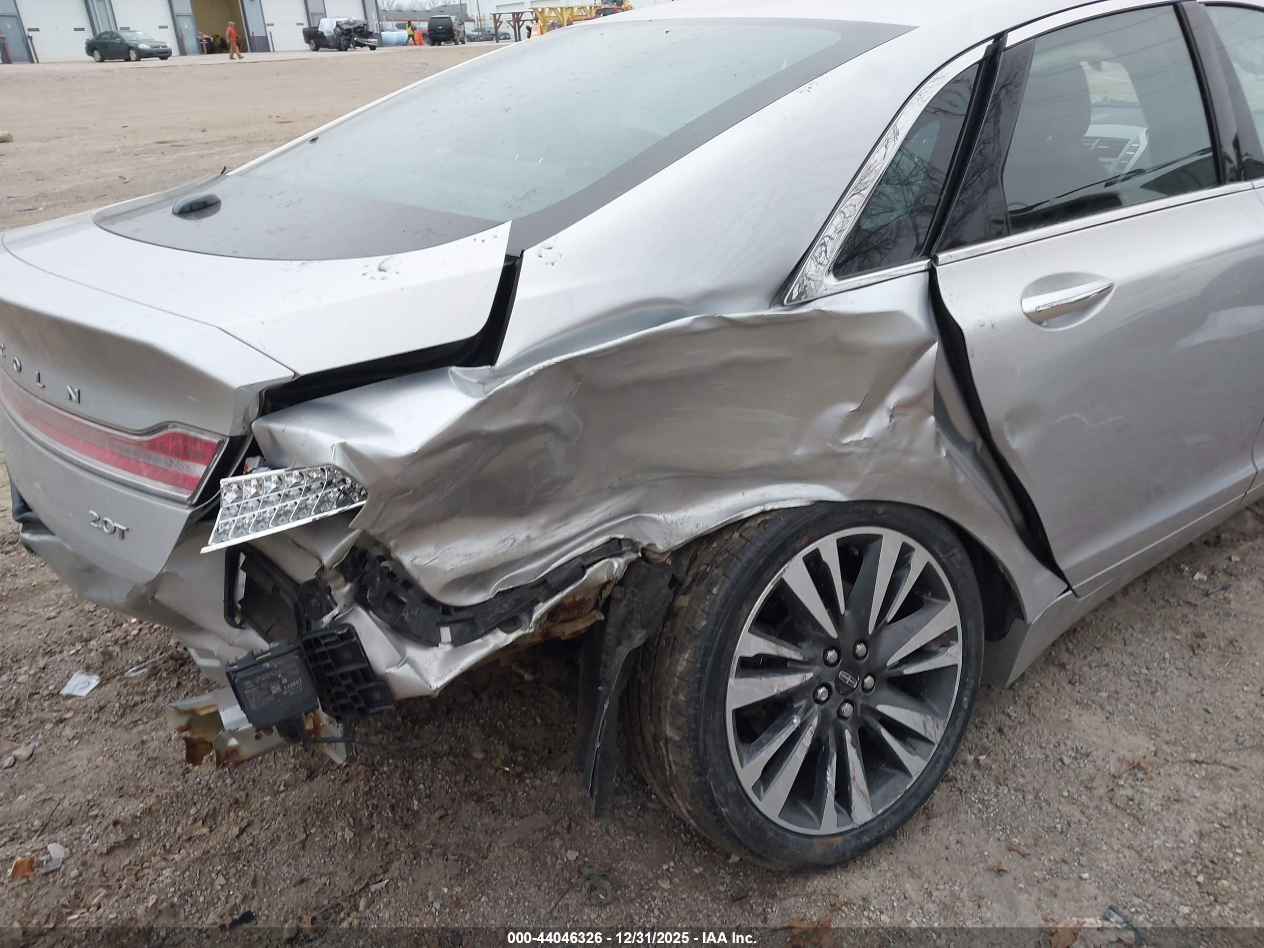 LINCOLN MKZ image 6