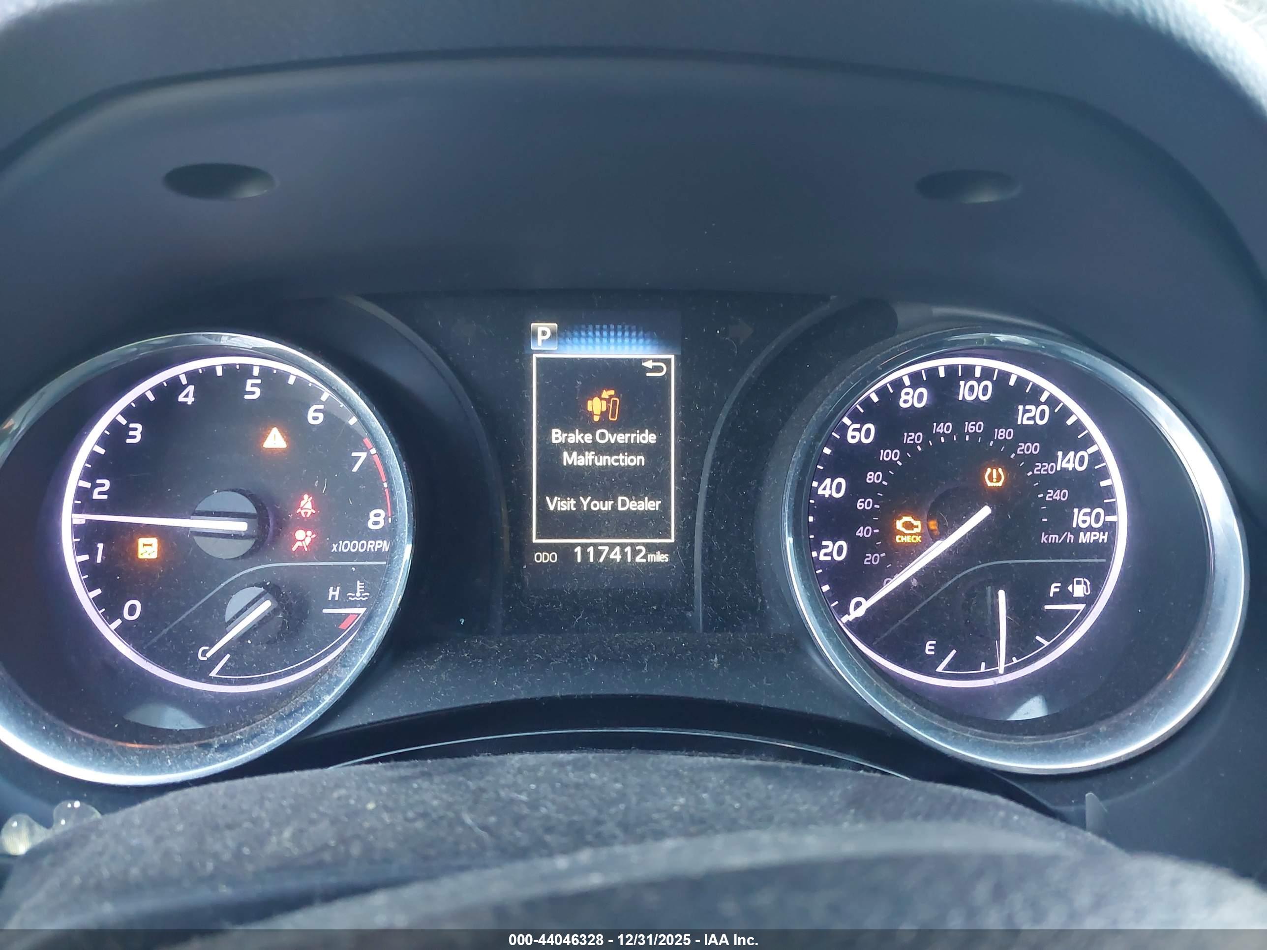TOYOTA CAMRY image 7