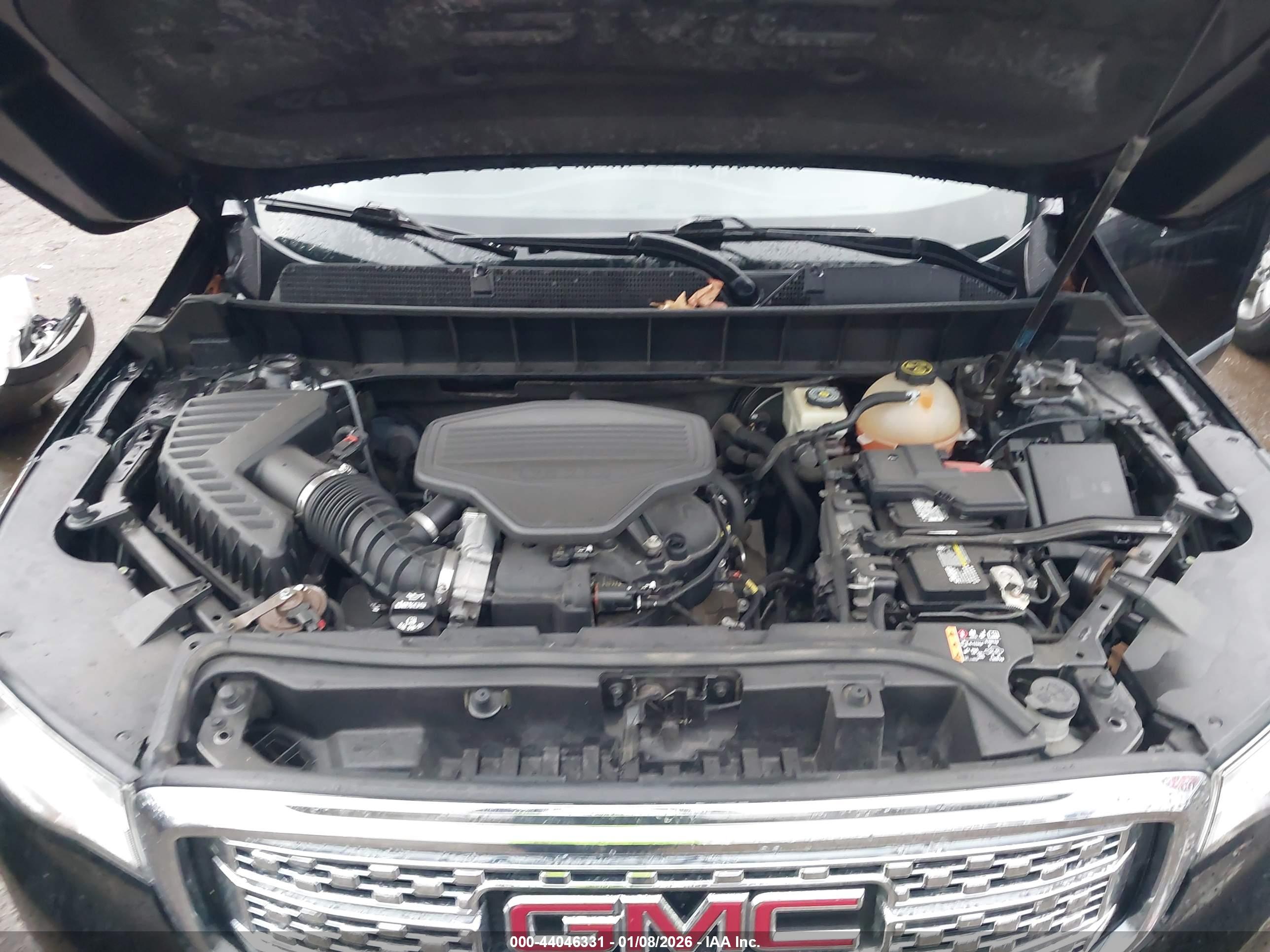 GMC ACADIA image 10